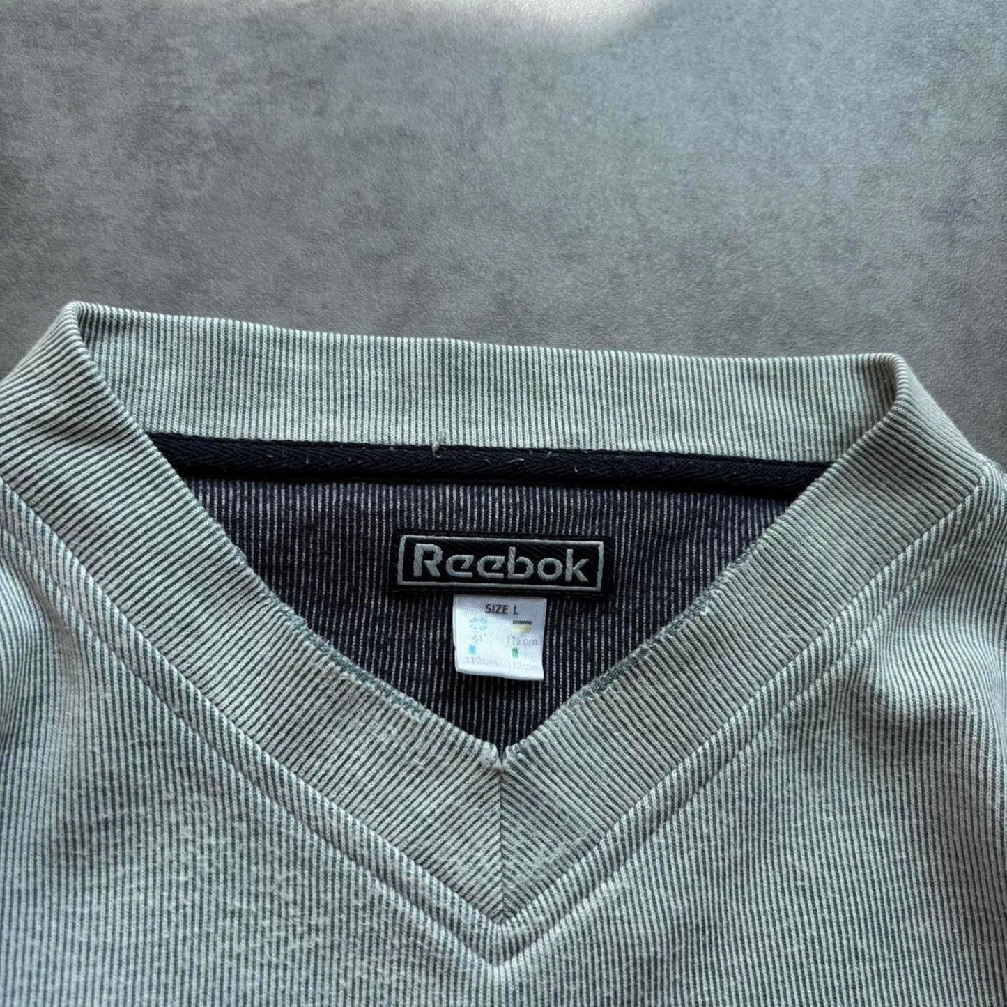 Reebok Sweatshirt Grey (Large)