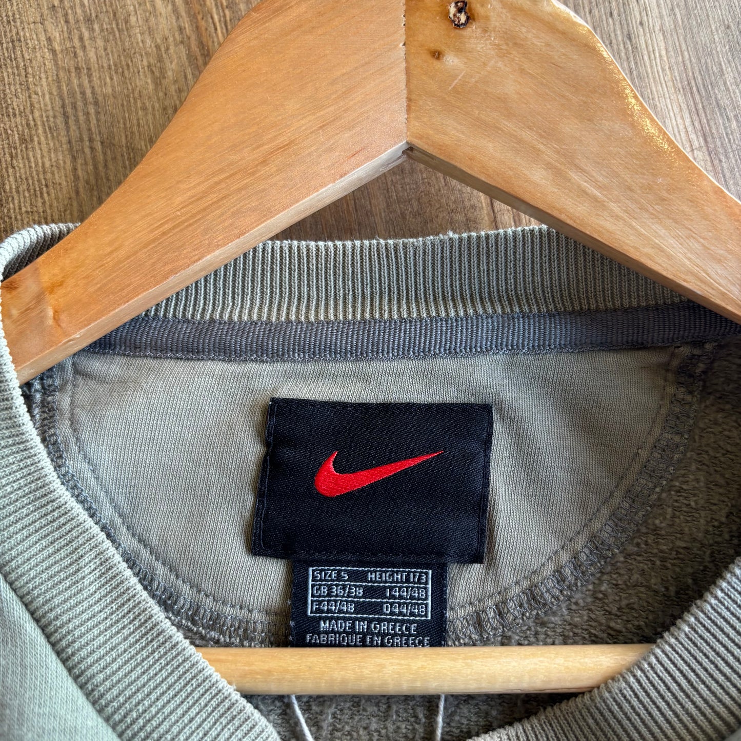 Nike 2000s Swoosh Oversized Sweatshirt Green (Small)