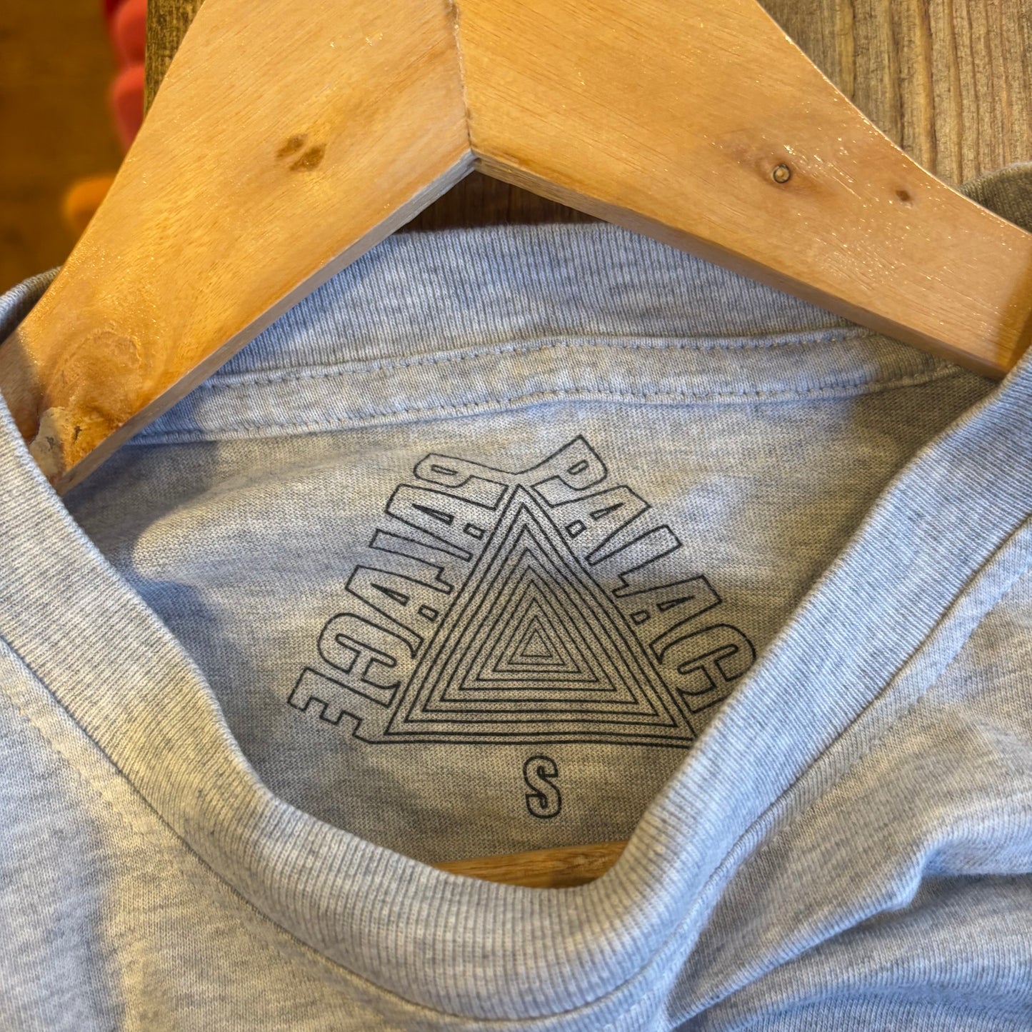 Palace SS24 P-3 Outline T-Shirt Grey (Small)