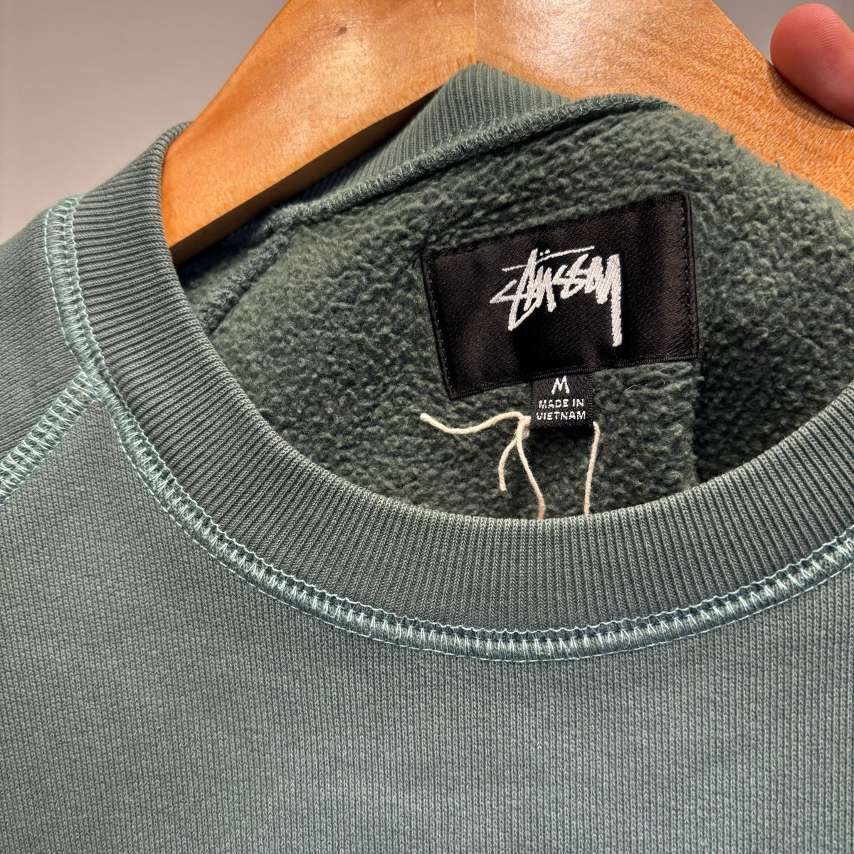 Stussy Overlock Varsity Raglan Crew Pine Green (Medium)