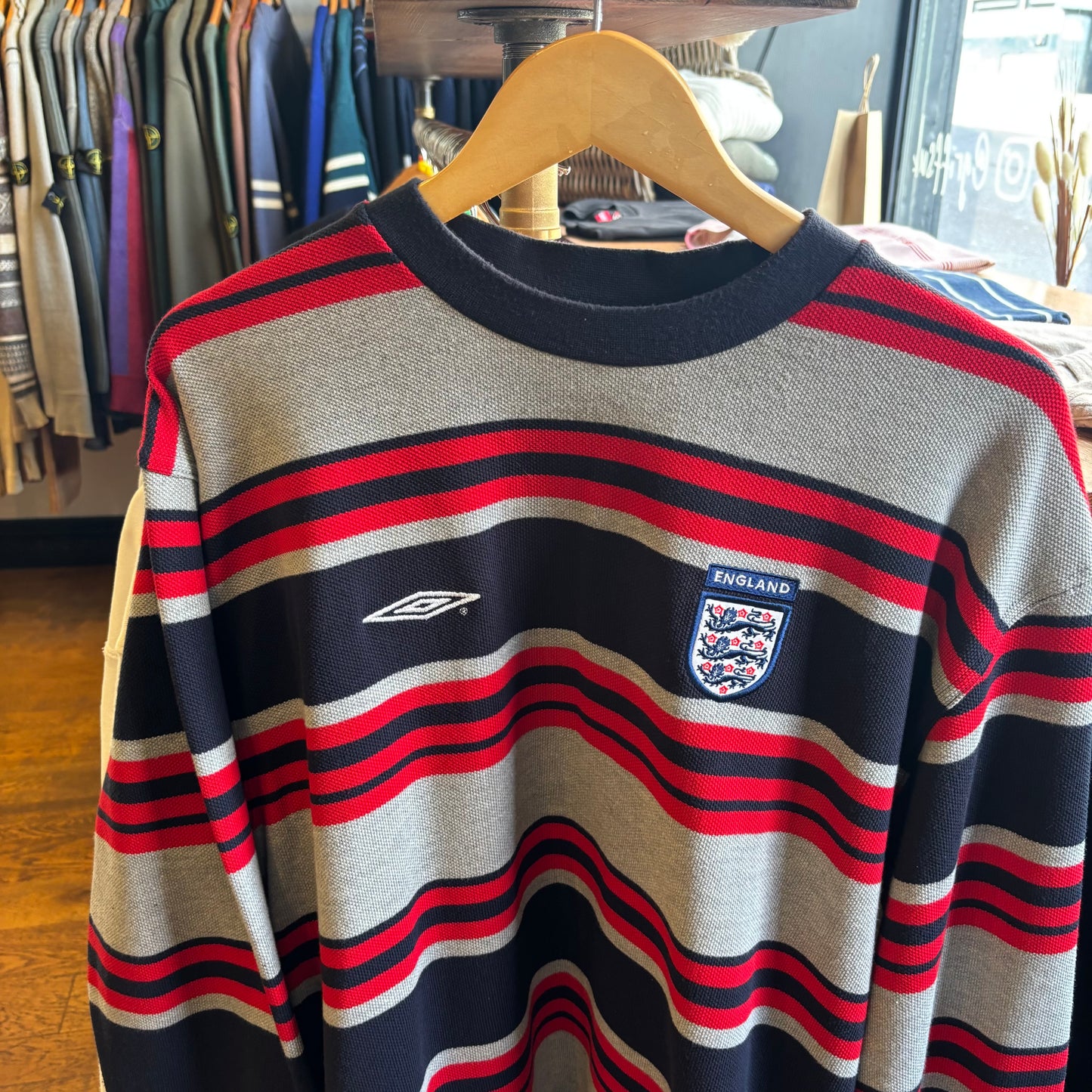 England Umbro 2000's Striped Training Sweatshirt Multi (XL)