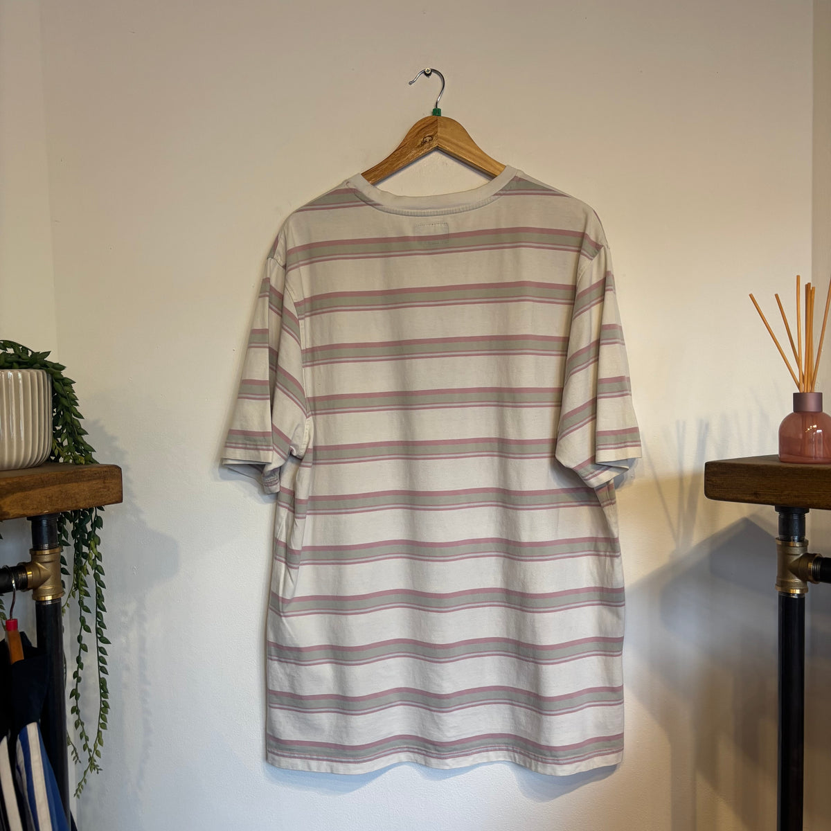 Stussy Harbour Stripe T-Shirt White/ Pink (XL)