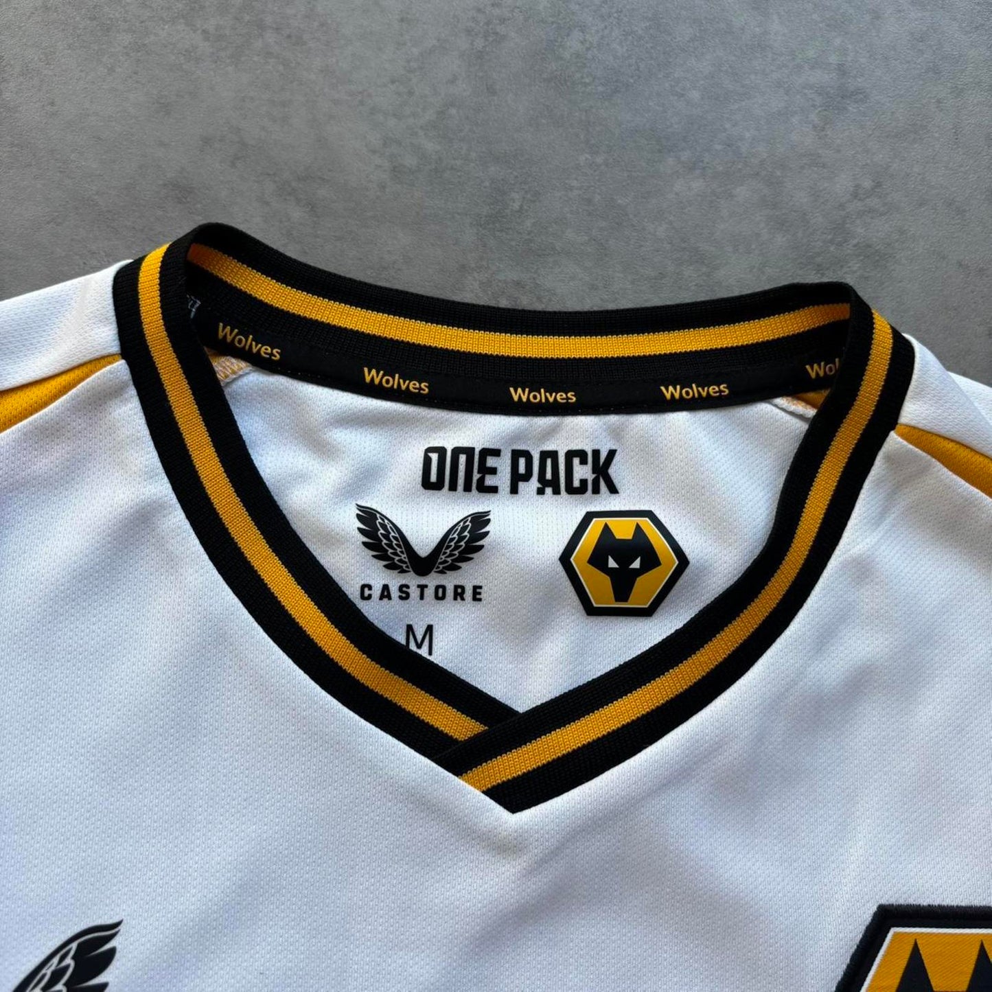 Wolves Shirt 2021-22 Third (Medium)