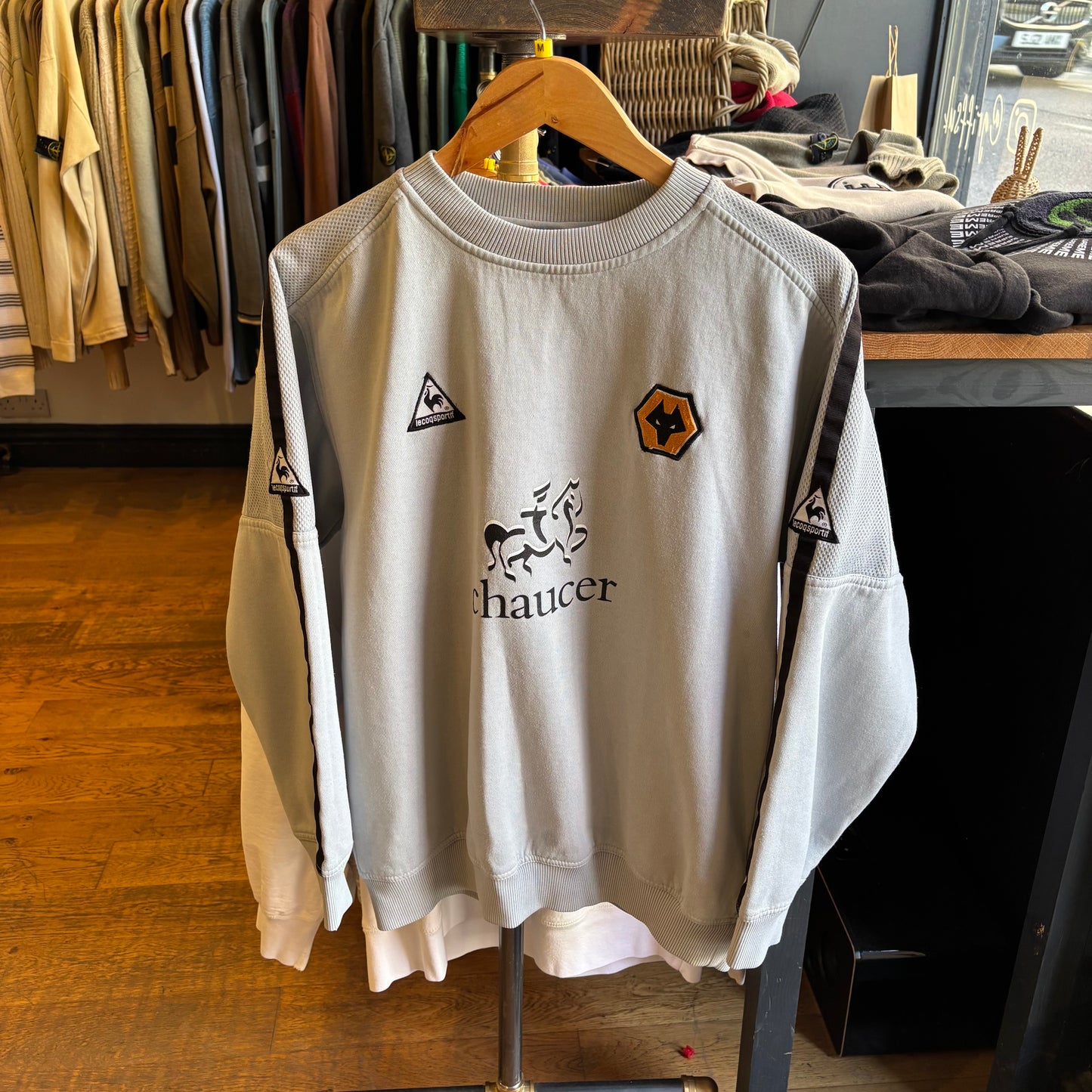 Wolverhampton Wanderers Le Coq Sportif Training Sweatshirt Grey (Medium)