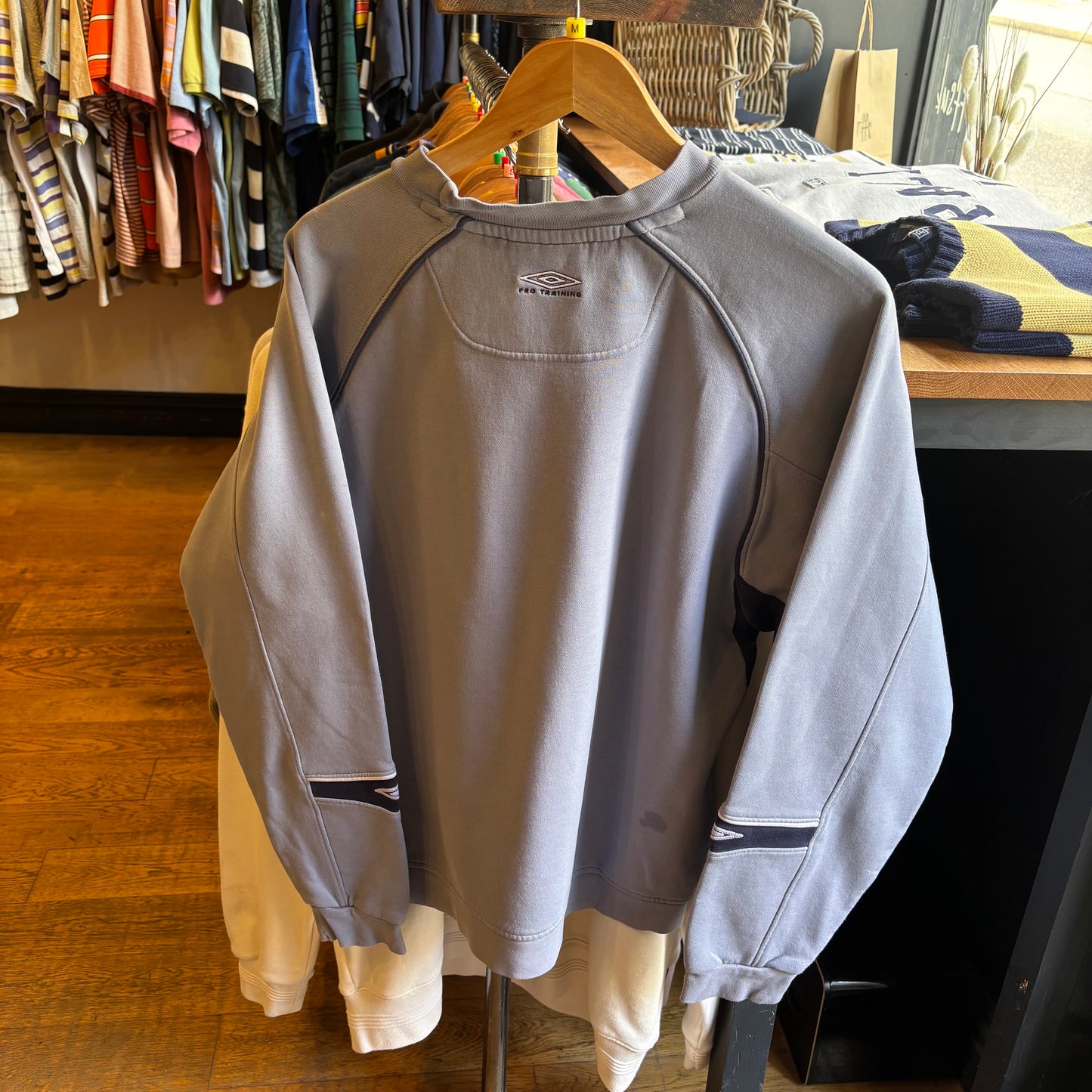 Umbro Spellout Oversized Sweatshirt Light Blue (Medium)