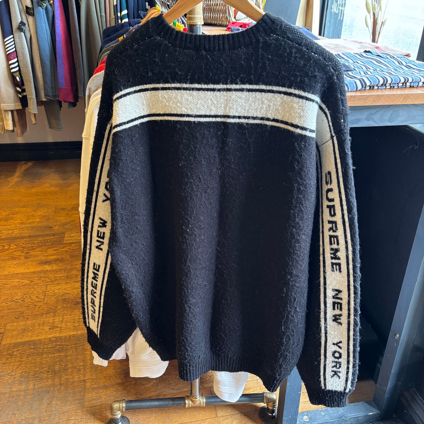 Supreme FW24 Back Stripe Sweater Knit Black (XL)