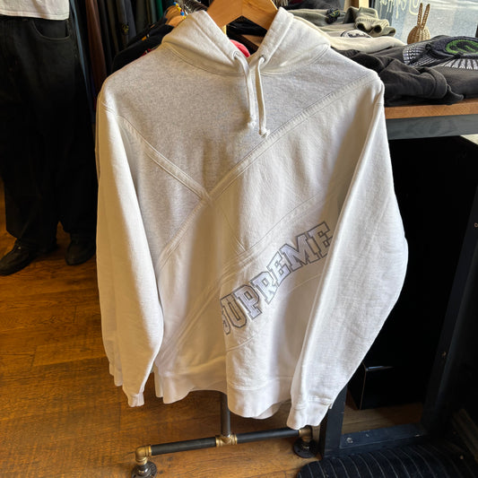Supreme SS18 Diagonal Spellout Hoodie White (Large)