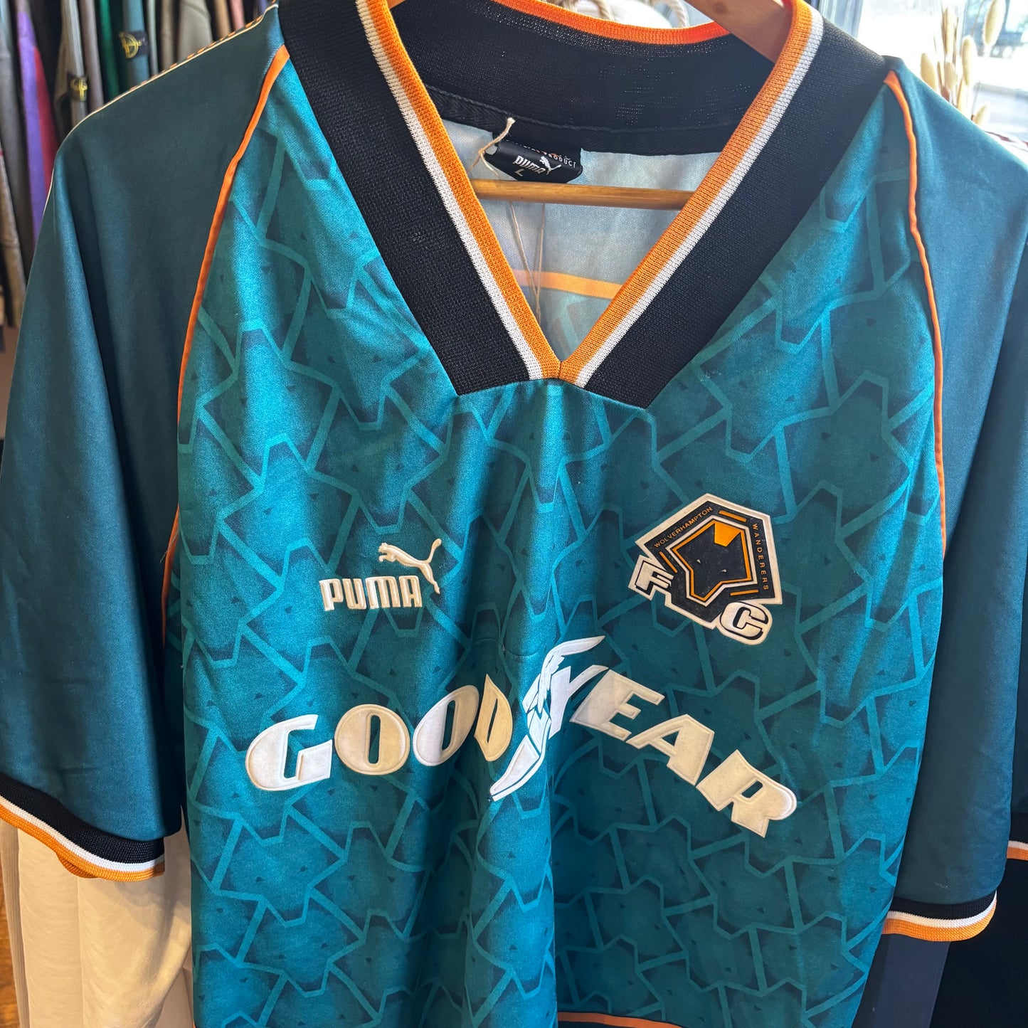 Wolverhampton Wanderers 1996/97 Away Shirt Green (Large)