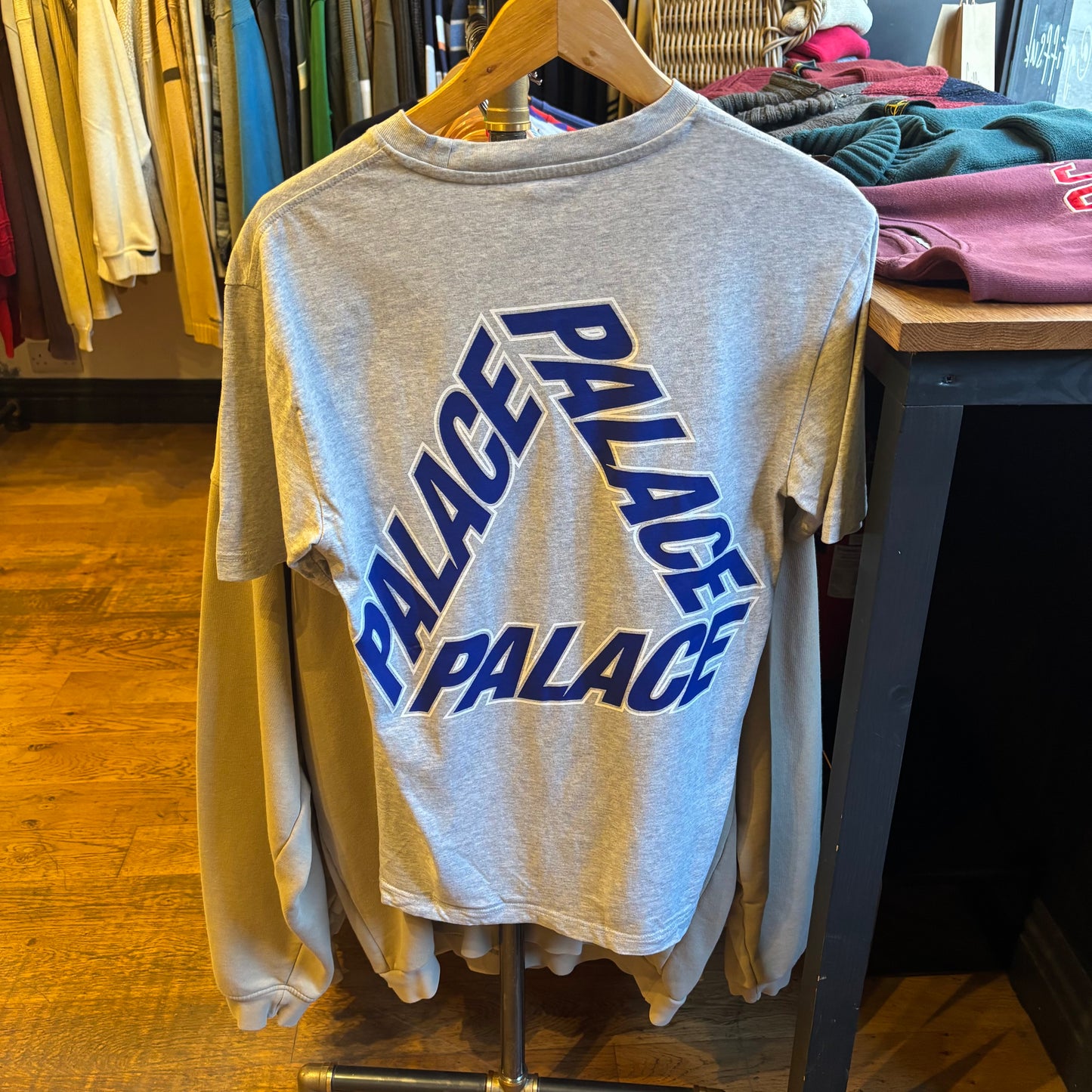 Palace SS24 P-3 Outline T-Shirt Grey (Small)