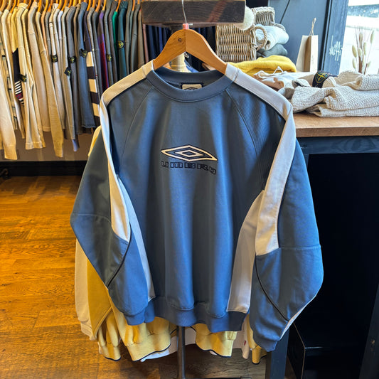 Umbro Spellout Oversized  Two Tone Sweatshirt Blue (Small)