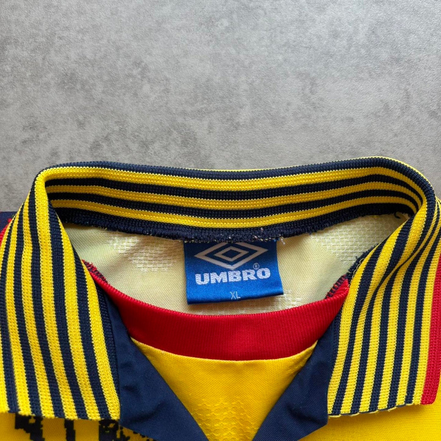 Nottingham Forest Shirt 1993-95 Away (XL)