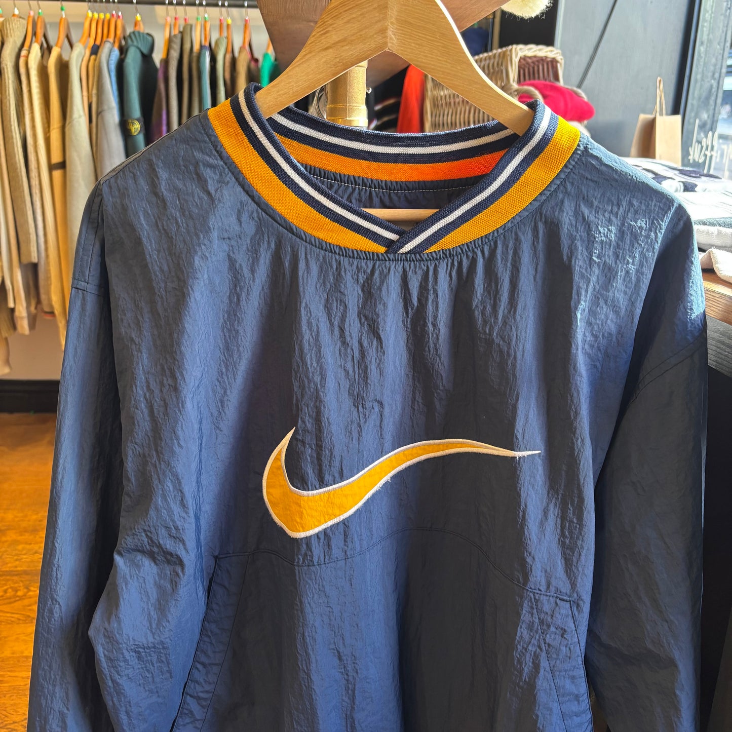 Nike Centre Swoosh Pullover Windbreaker Navy (Medium)