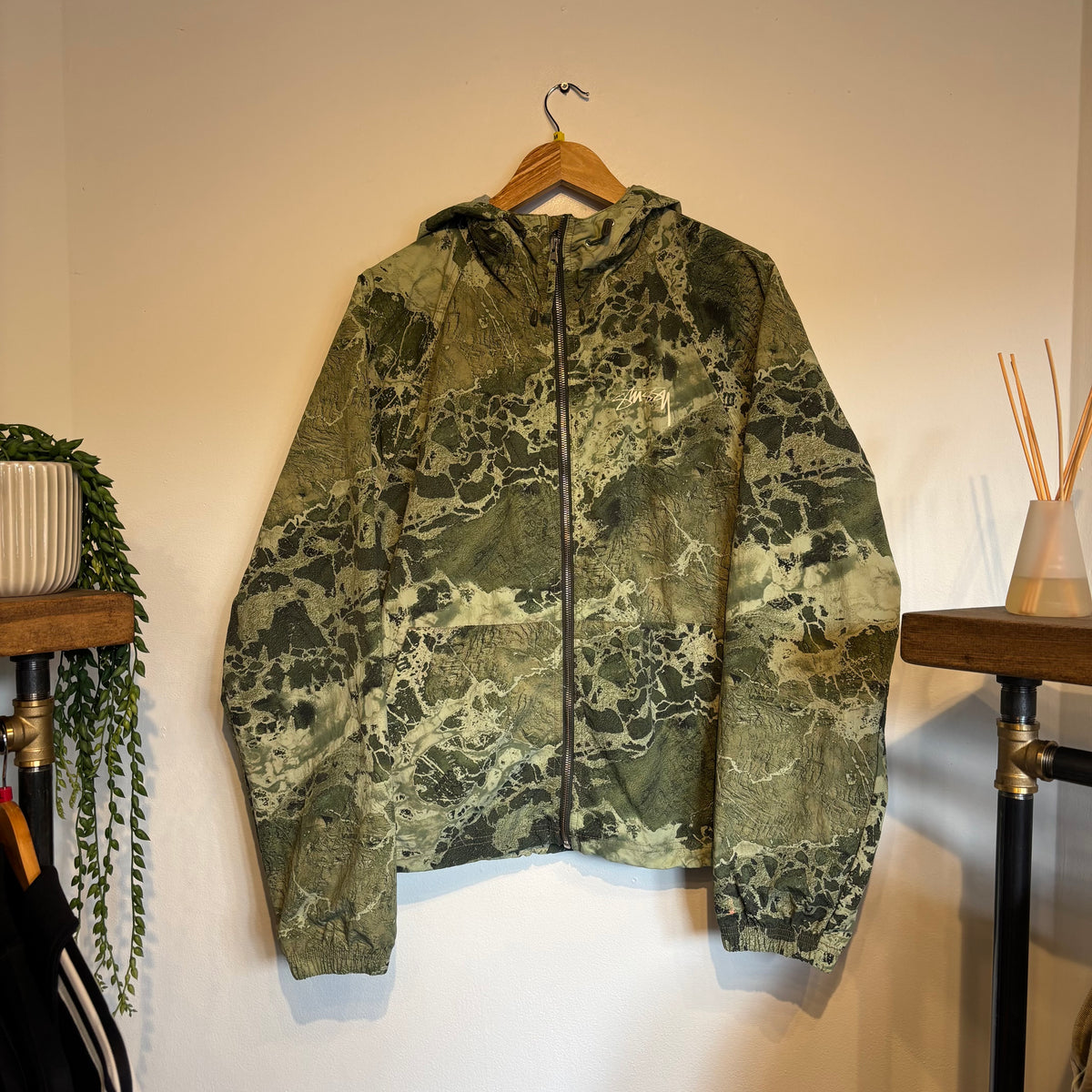 Stussy Real Tree Wav3 Beach Shell Jacket Green (Medium)