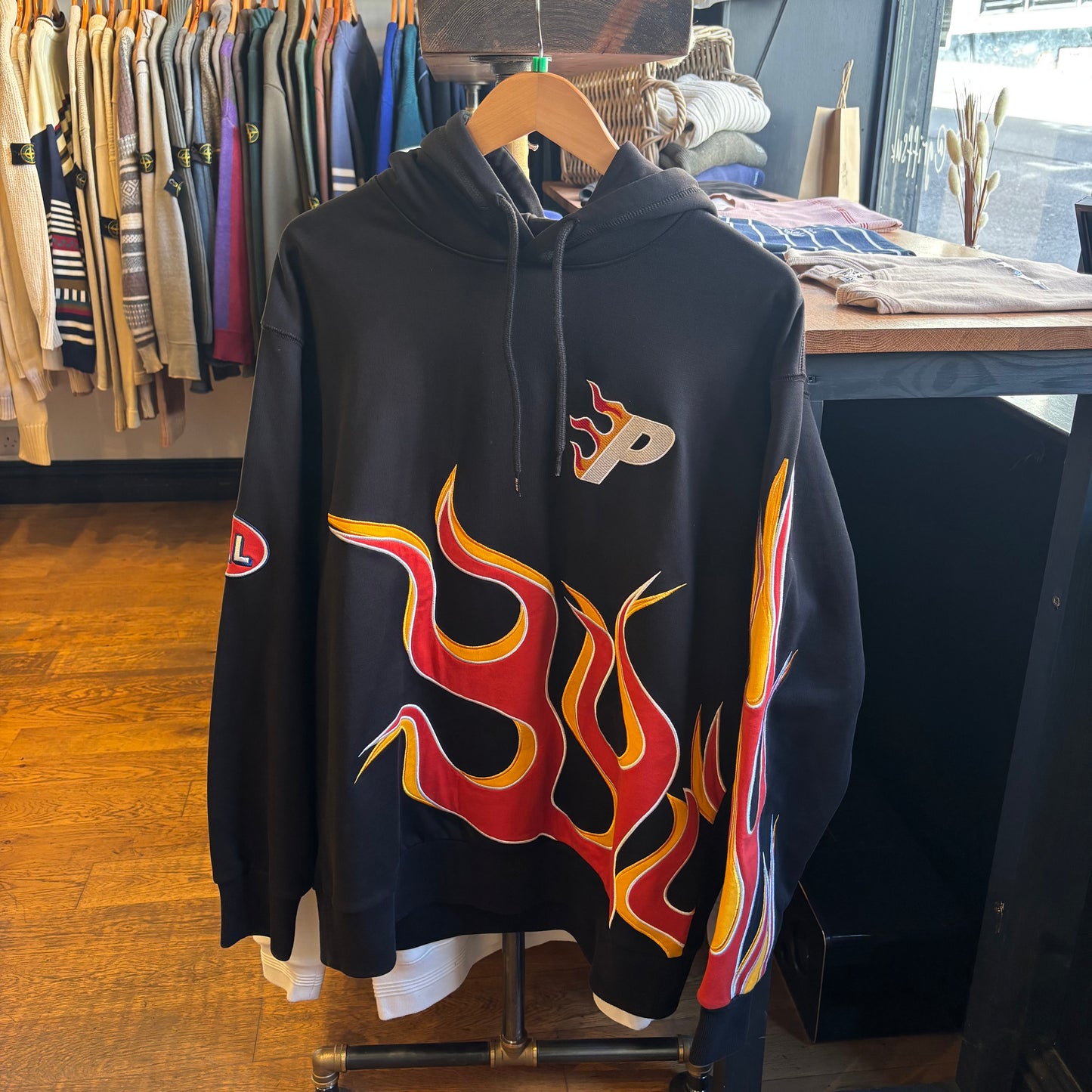 Palace SS22 Flames Hoodie Black (XL)