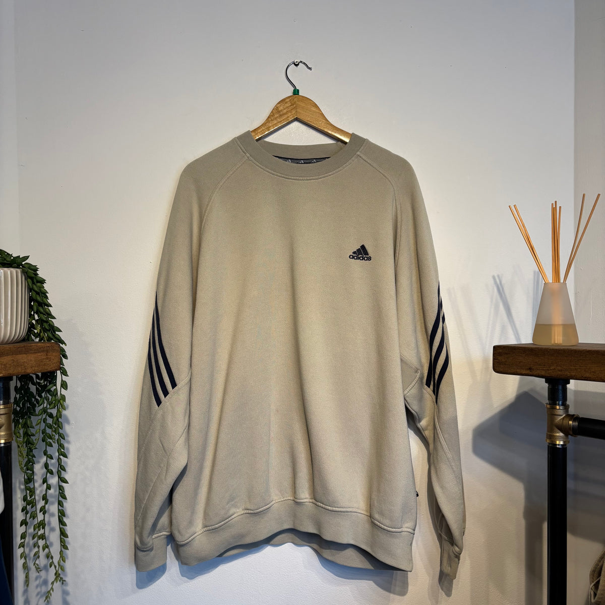 Adidas 90s Oversized Sweatshirt Cream (XL)