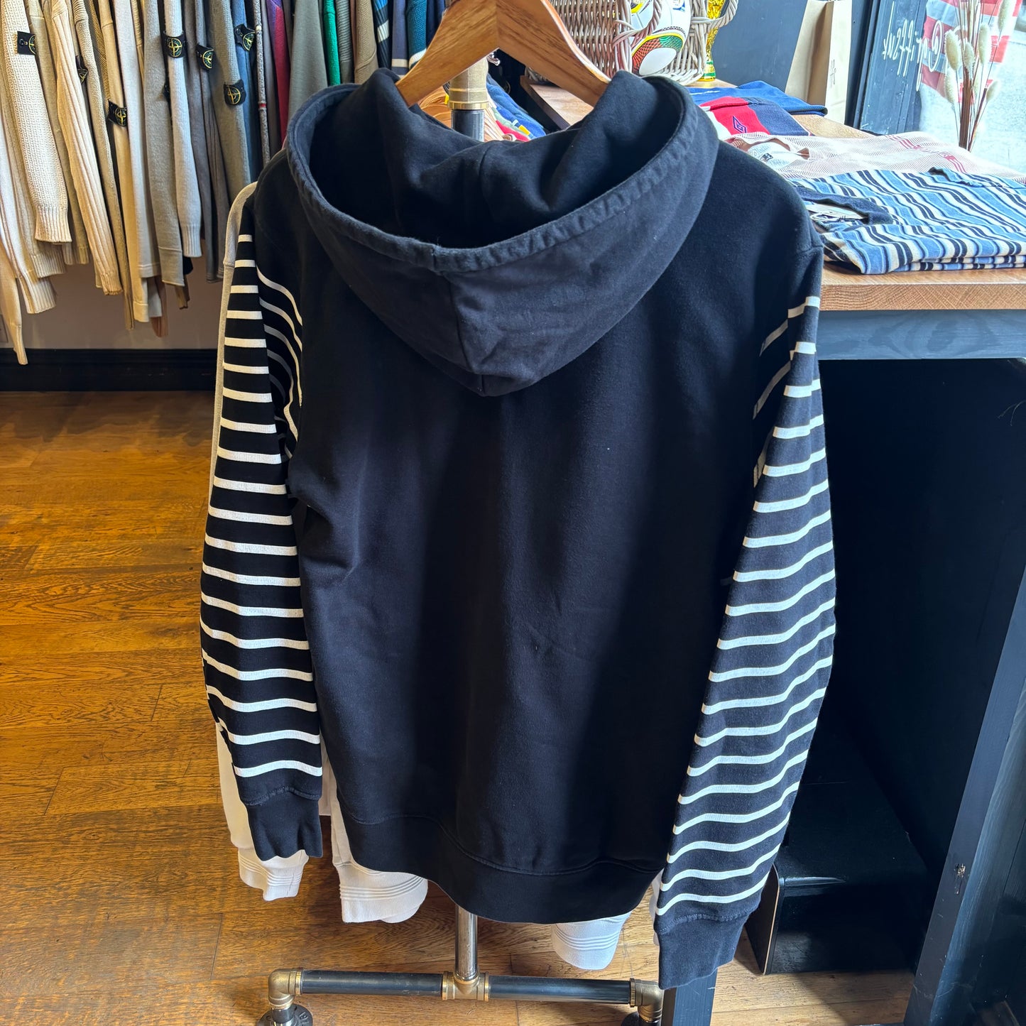 Palace SS16 Striper Hoodie Black (Medium)