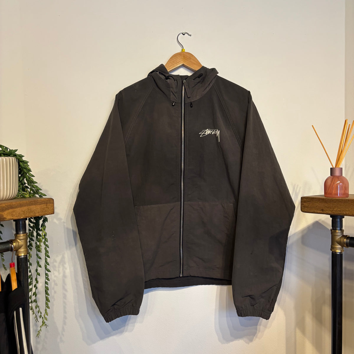 Stussy Beach Shell Wave Dye Jacket Black (Medium)