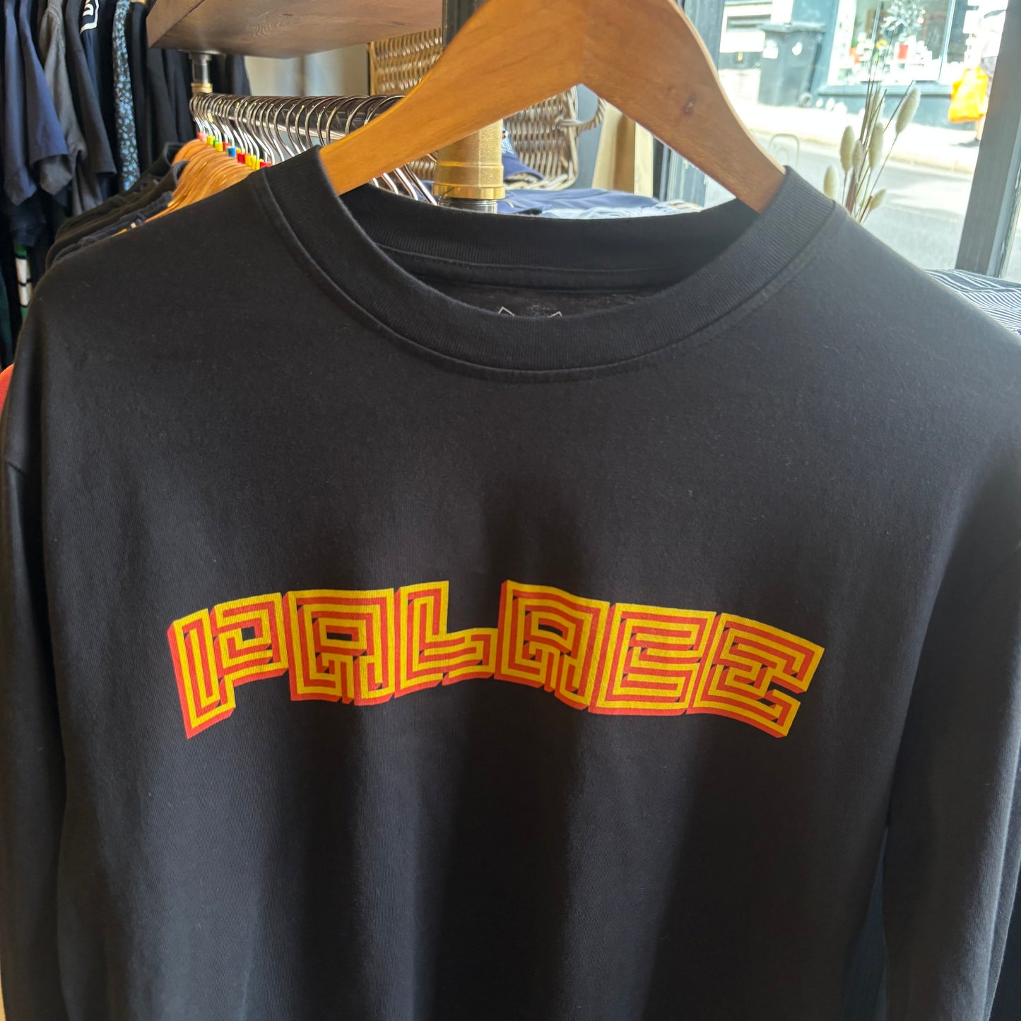 Palace FW18 Mazin Longsleeve T-Shirt Black (Medium)