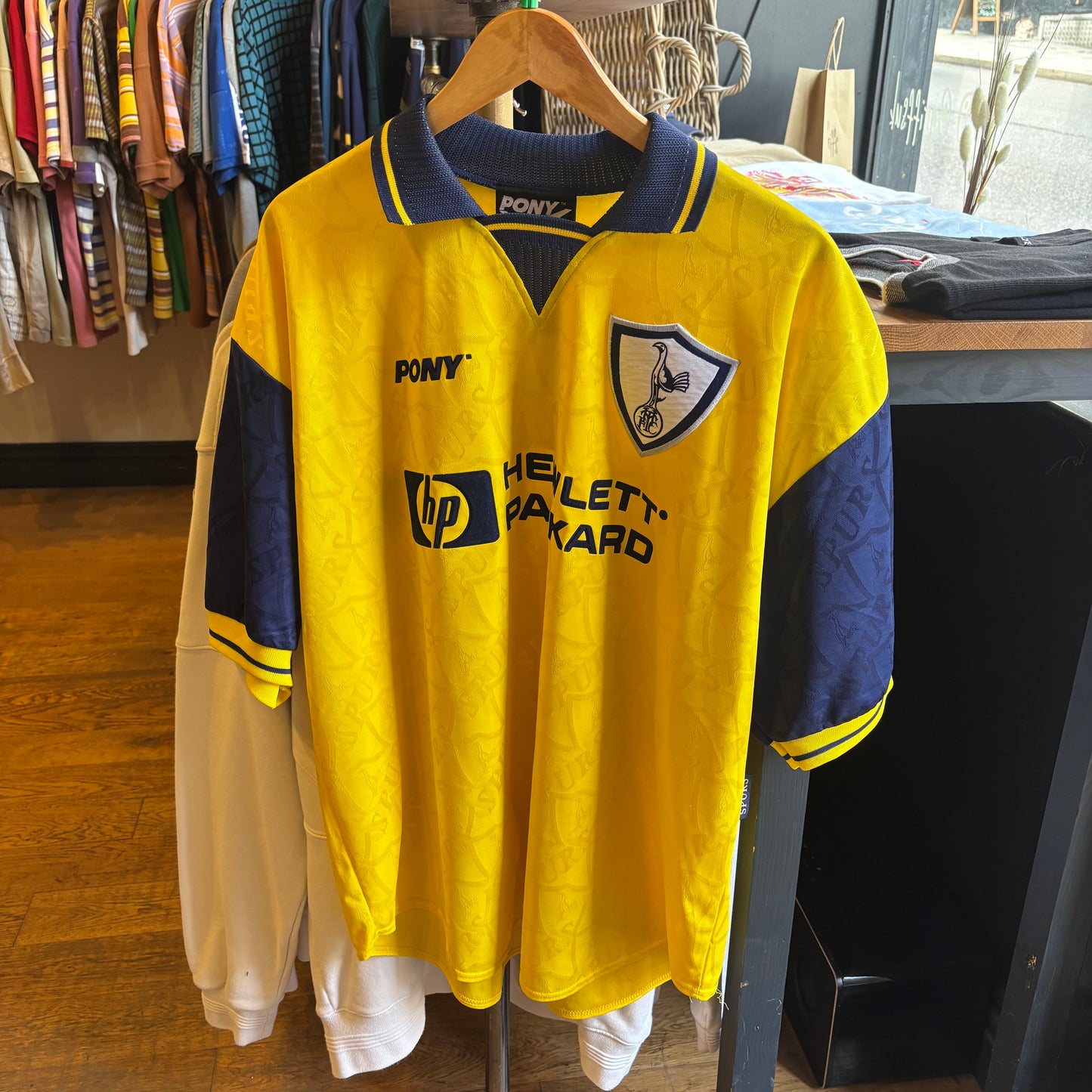 Tottenham Hotspurs 1996/97 Away Shirt Yellow (XL)