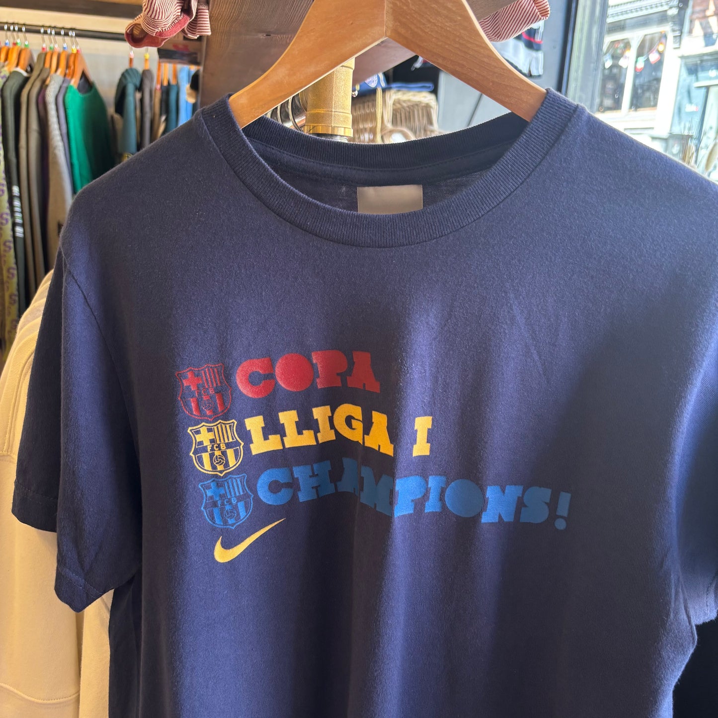 Nike Barcelona 2009 Champions Graphic T-Shirt Navy (Medium)