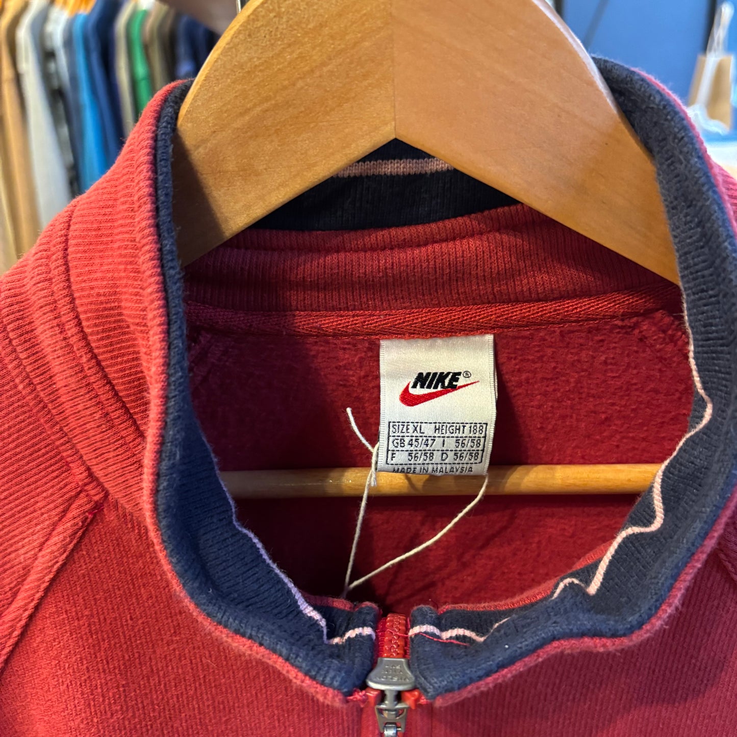 Nike 90s Swoosh Full Zip Jumper Red (XL)