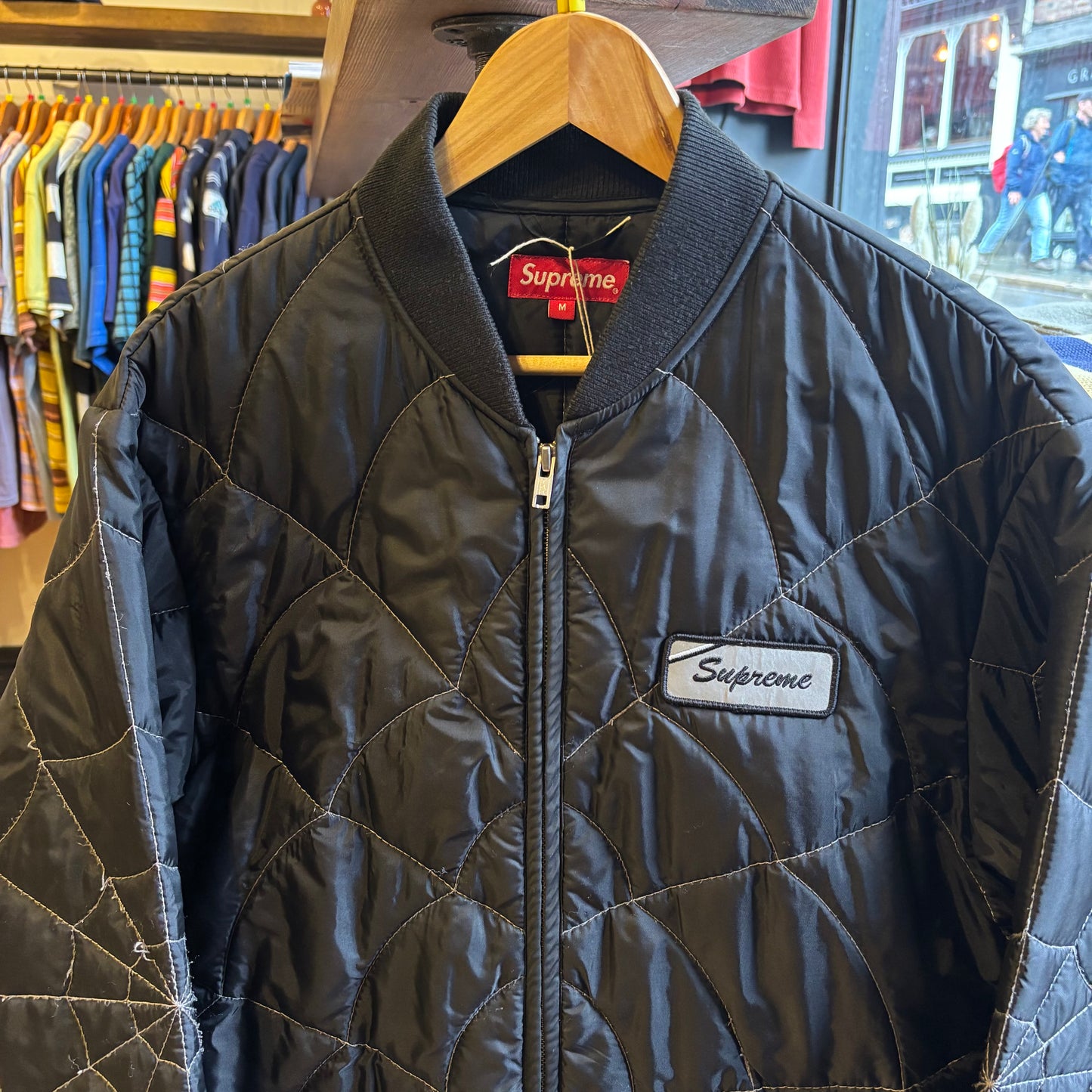 Supreme SS19 Spider Web Quilted Jacket Black (Medium)