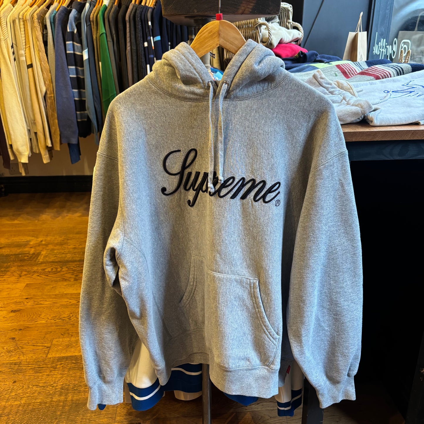 Supreme FW23 Raised Script Hoodie Grey (Large)