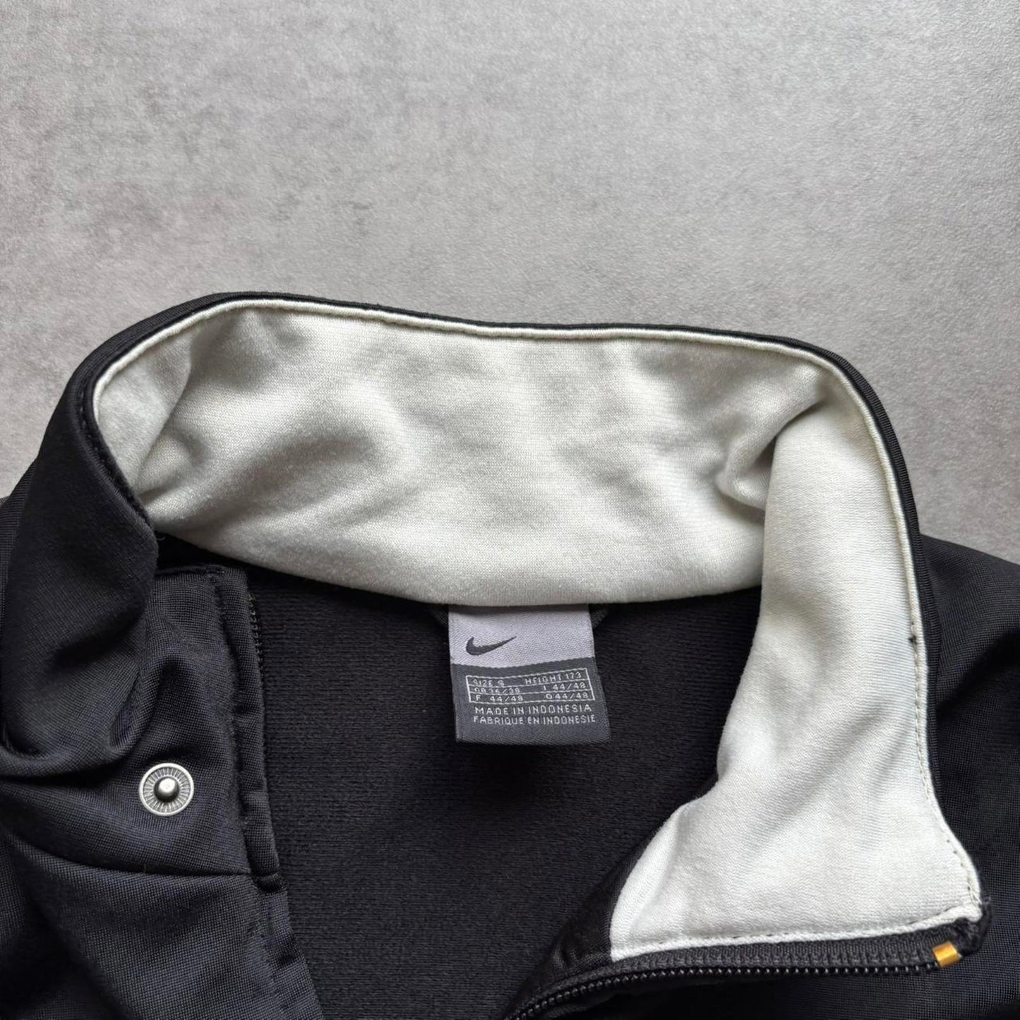 Nike Swoosh Jacket Black (Small)