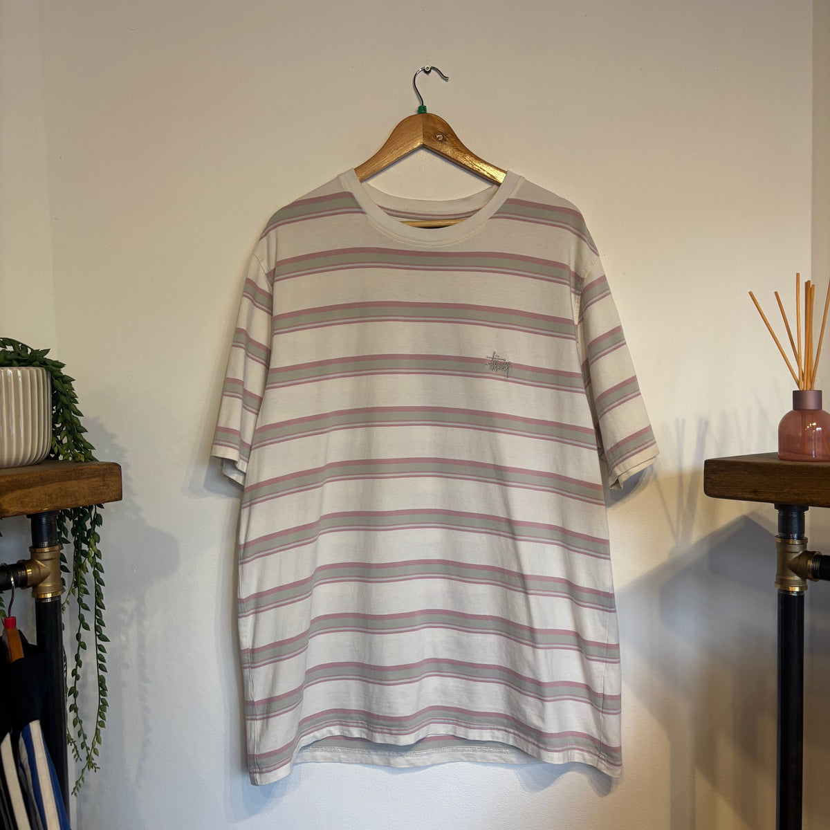 Stussy Harbour Stripe T-Shirt White/ Pink (XL)