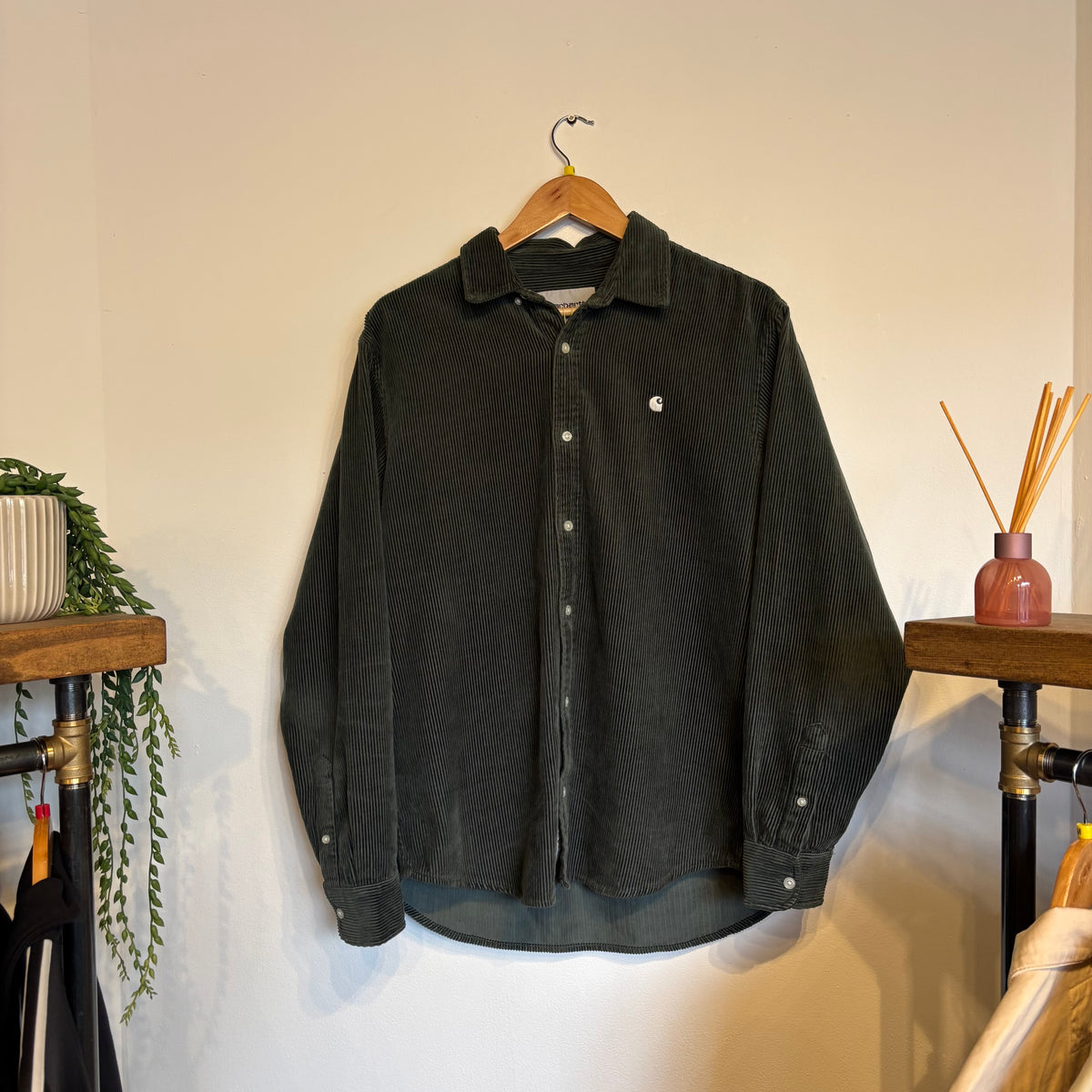 Carhartt Madison Cord Longsleeve Shirt Green (Medium)