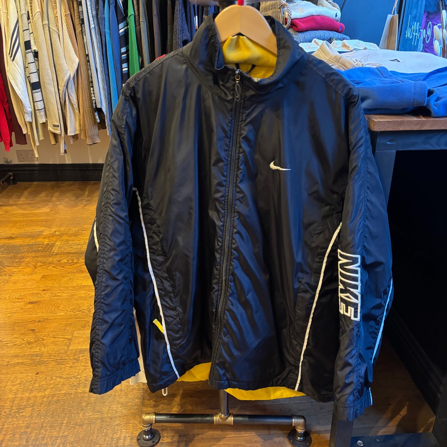 Nike Swoosh Padded Zip Up Jacket Black (Large)