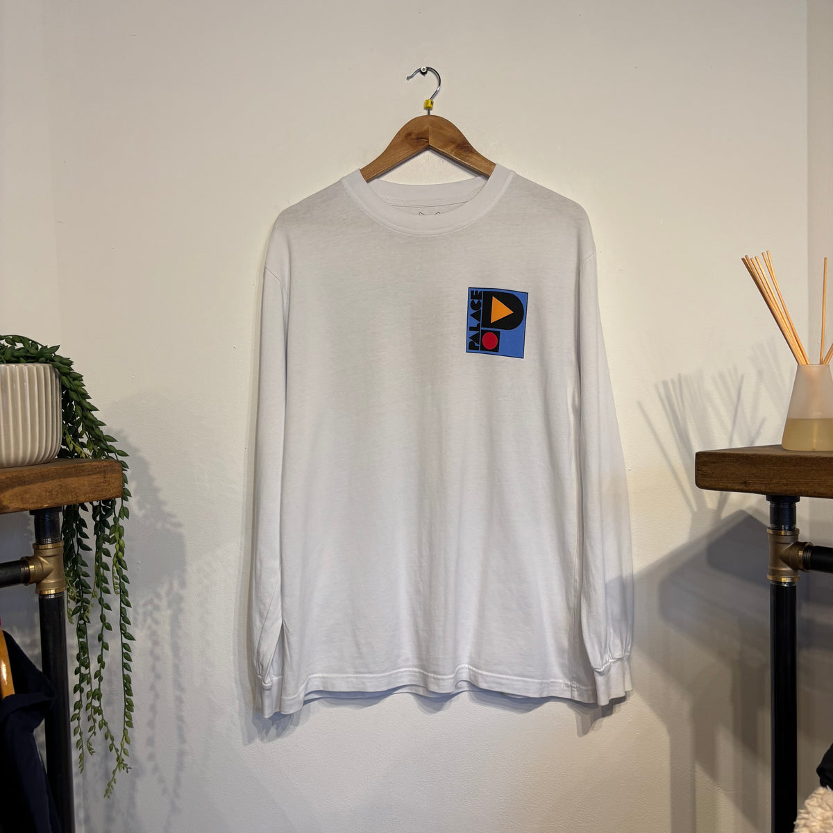 Palace SS17 Geo P Longsleeve T-Shirt White (Medium)