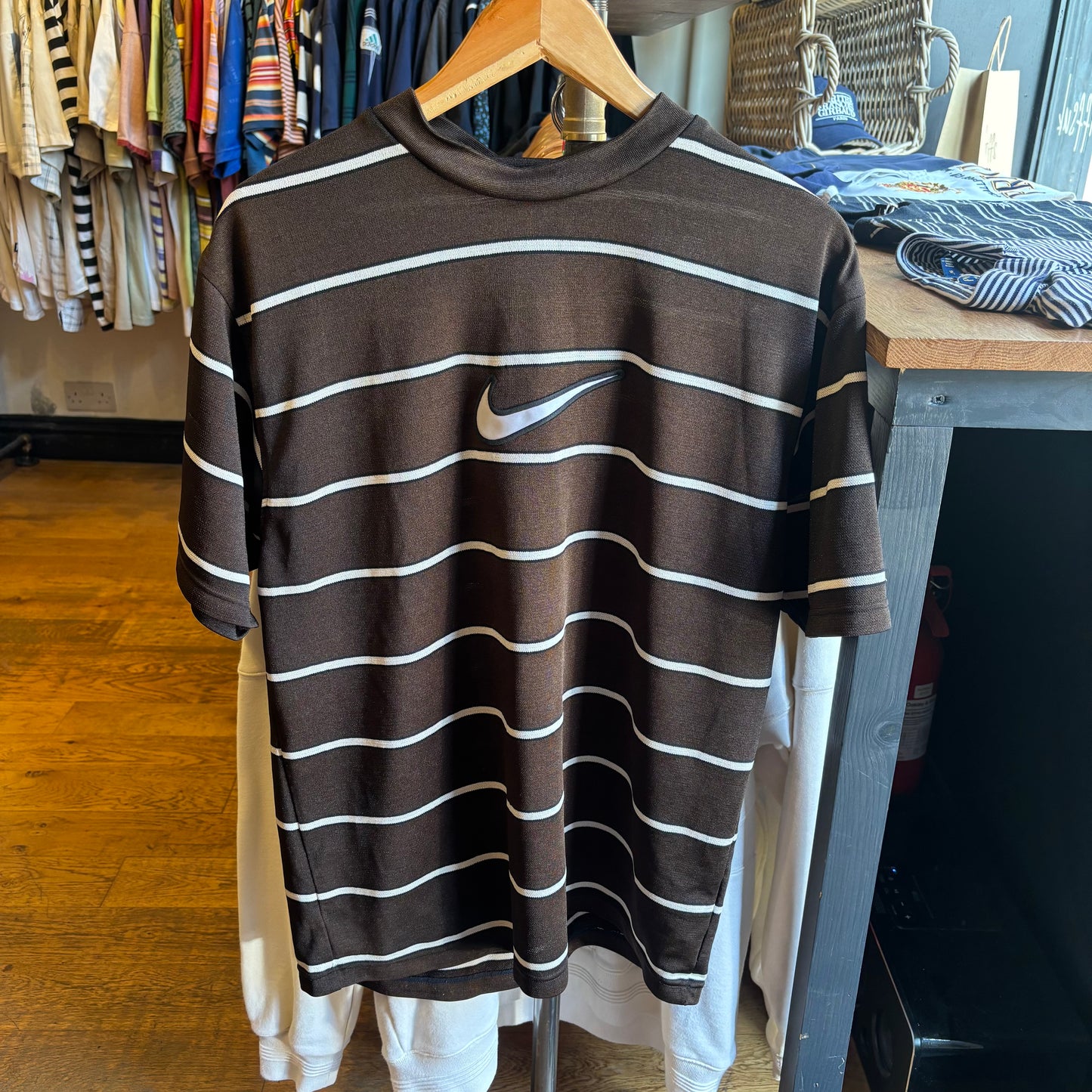 Nike 90s Centre Swoosh Striped T-Shirt Brown (Medium)