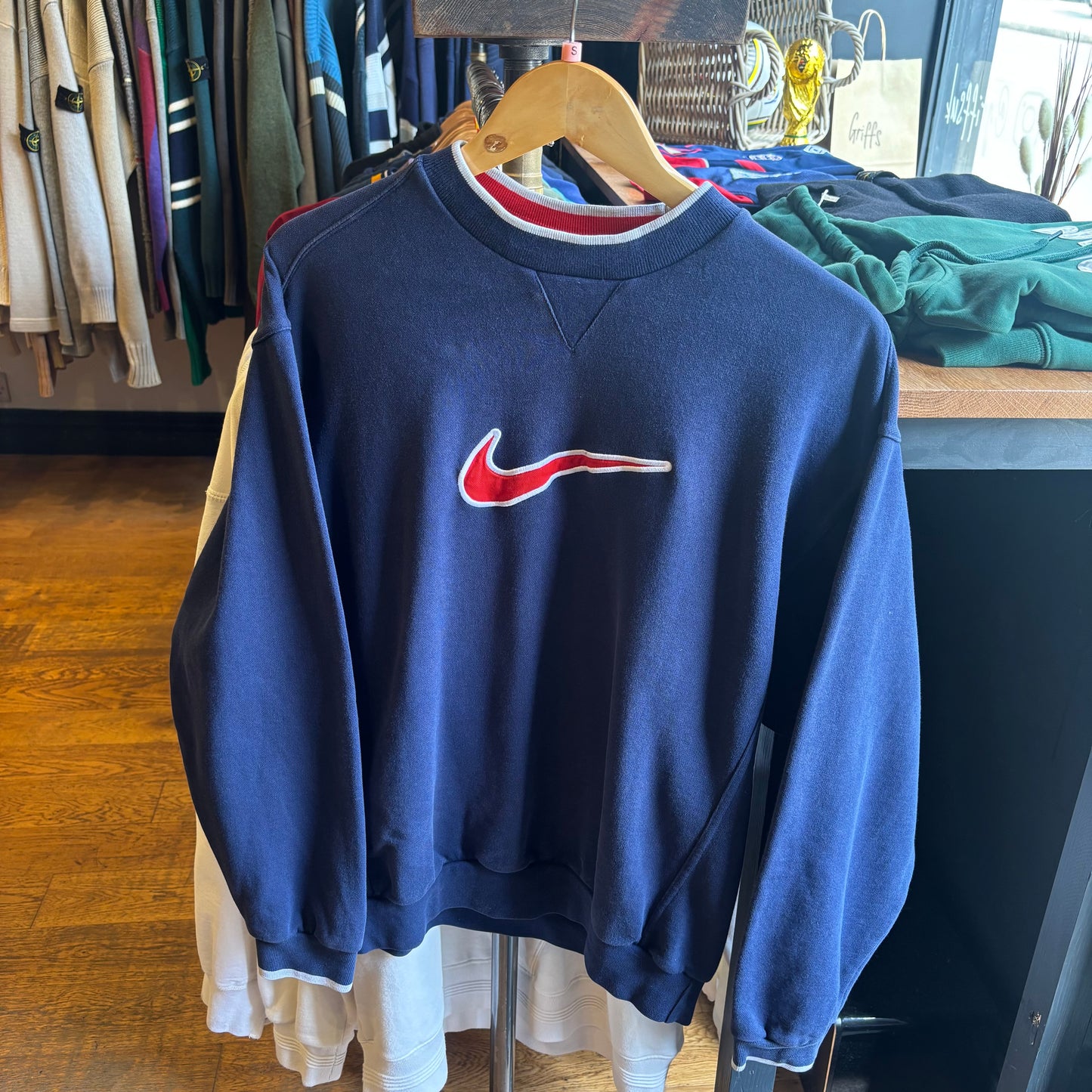 Nike 90s Centre Swoosh Oversized Sweatshirt Navy (Small)
