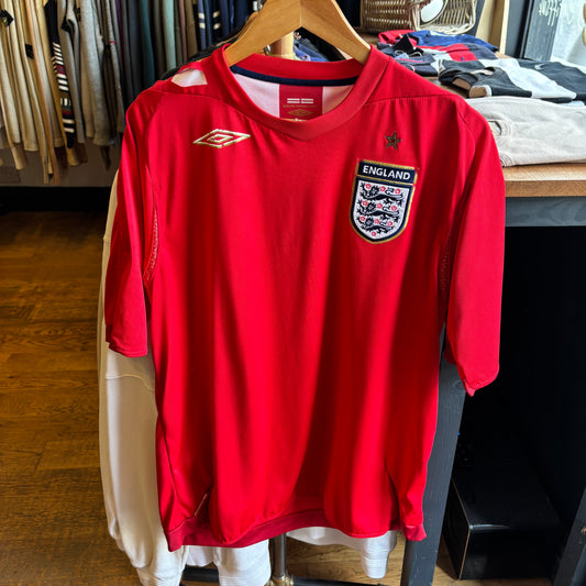 England Umbro 2006/08 Away Shirt Red (Large)
