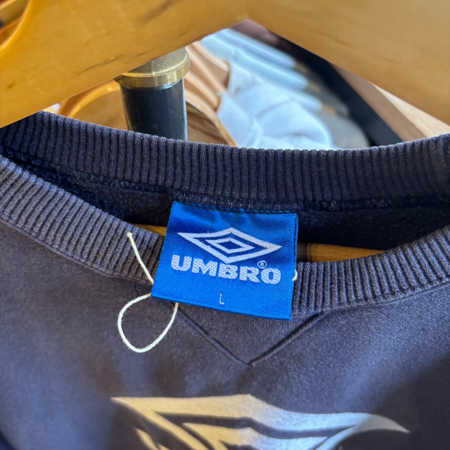Umbro Pro Training Spellout Oversized Sweatshirt Navy (Large)