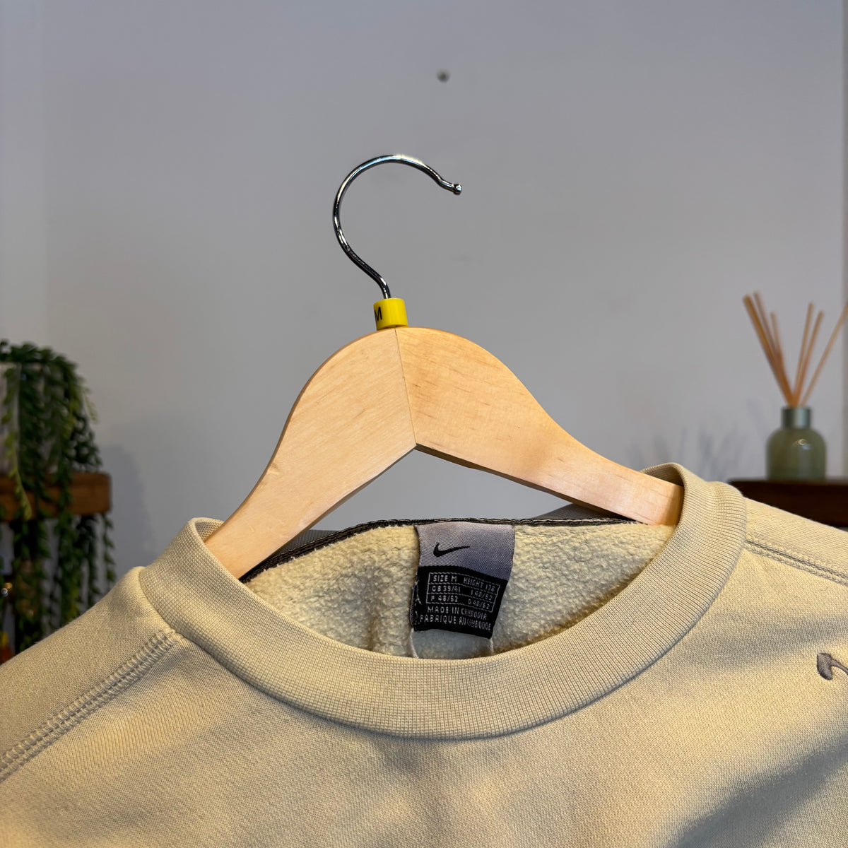Nike Spellout Oversized Sweatshirt Cream (Medium)