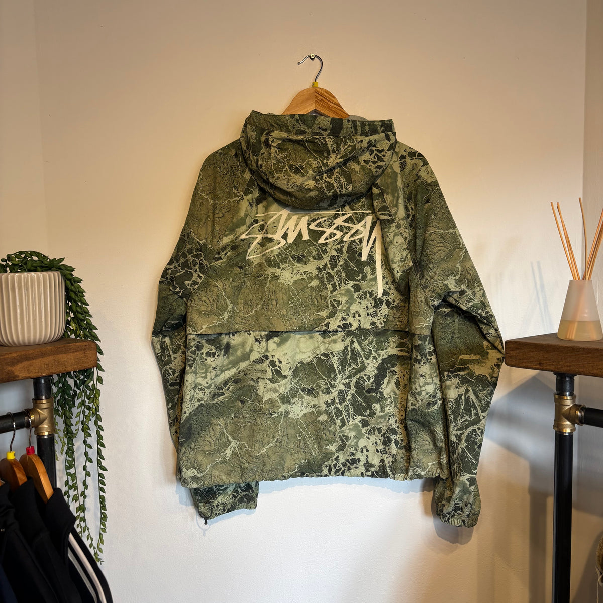 Stussy Real Tree Wav3 Beach Shell Jacket Green (Medium)