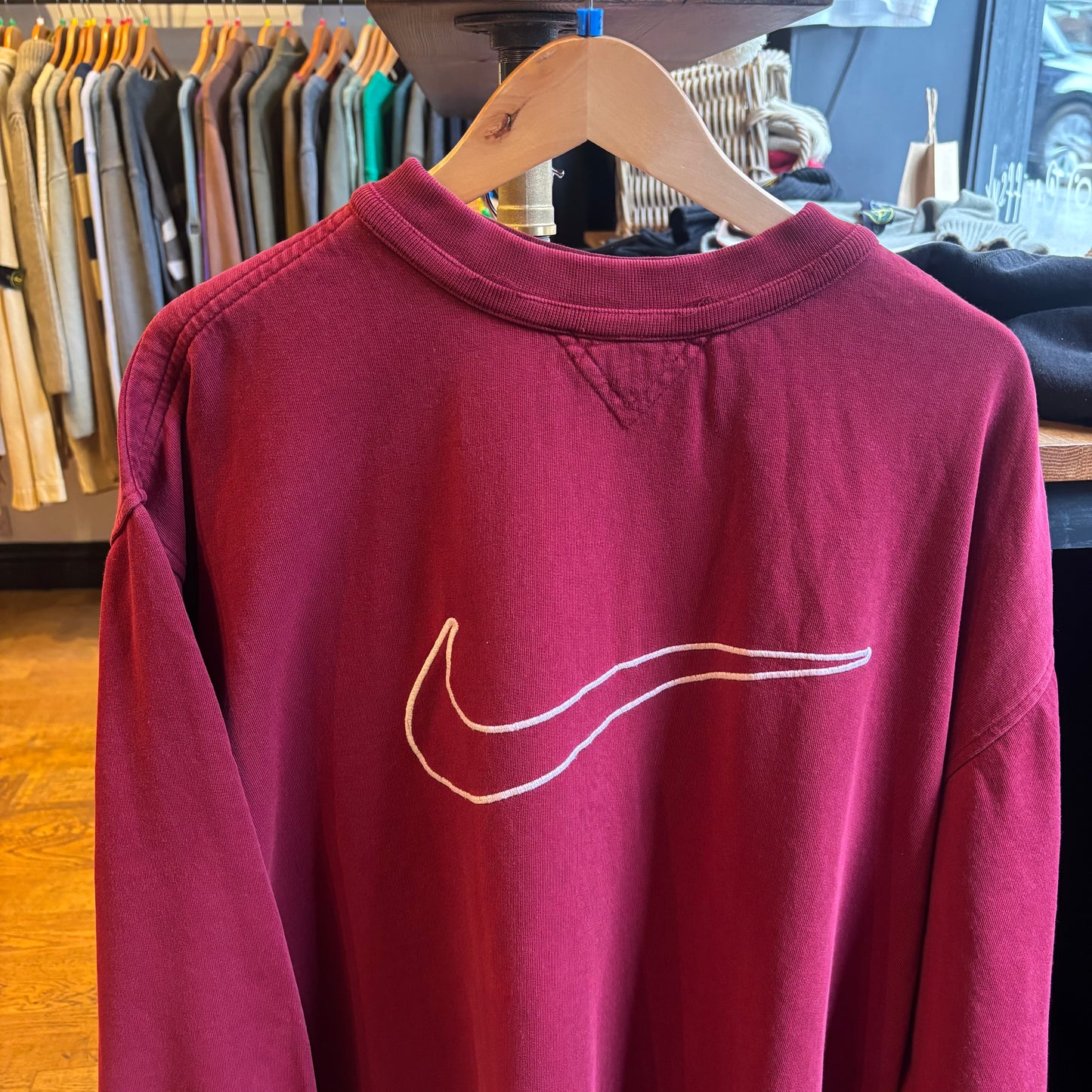 Nike Centre Swoosh Oversized Sweatshirt Red (XXL)