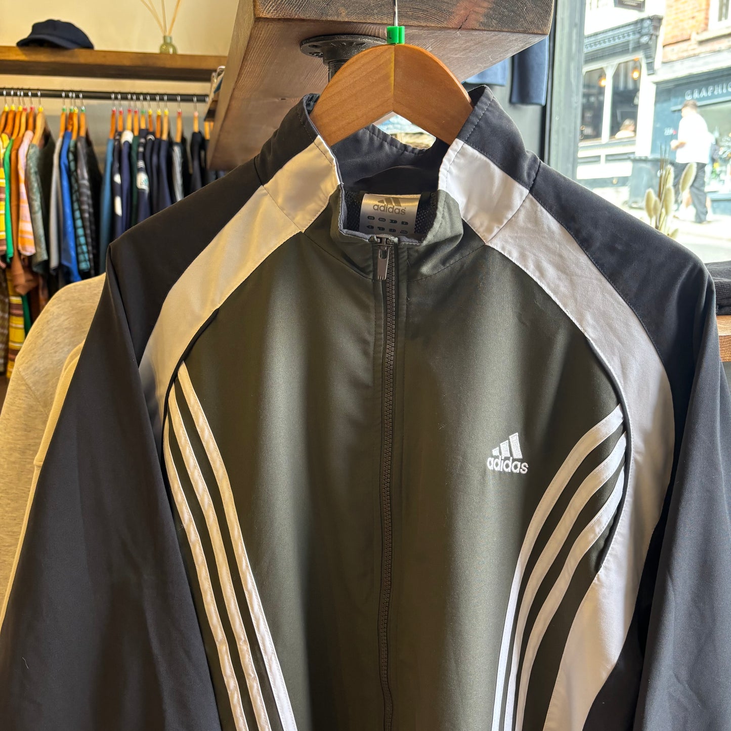Adidas Zip Up Windbreaker Jacket Green (XL)