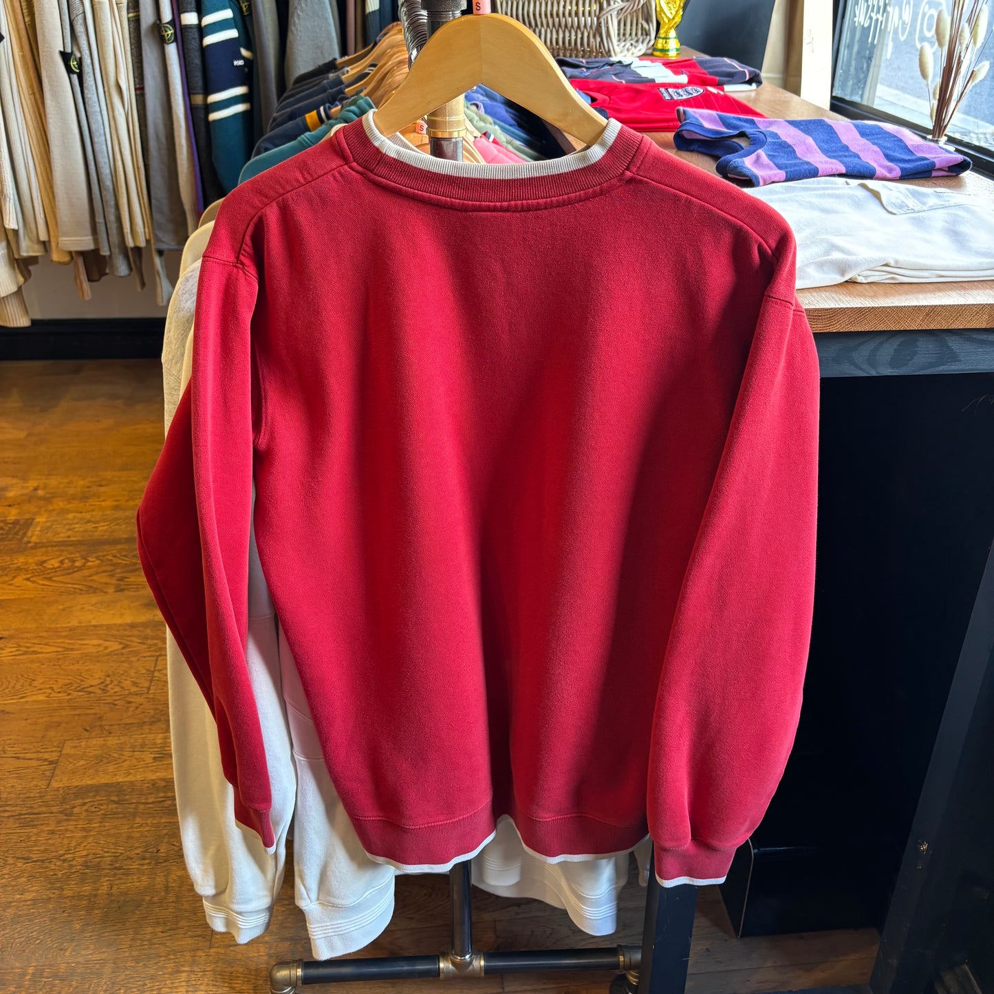 Nike Centre Swoosh Oversized Sweatshirt Red (Small)