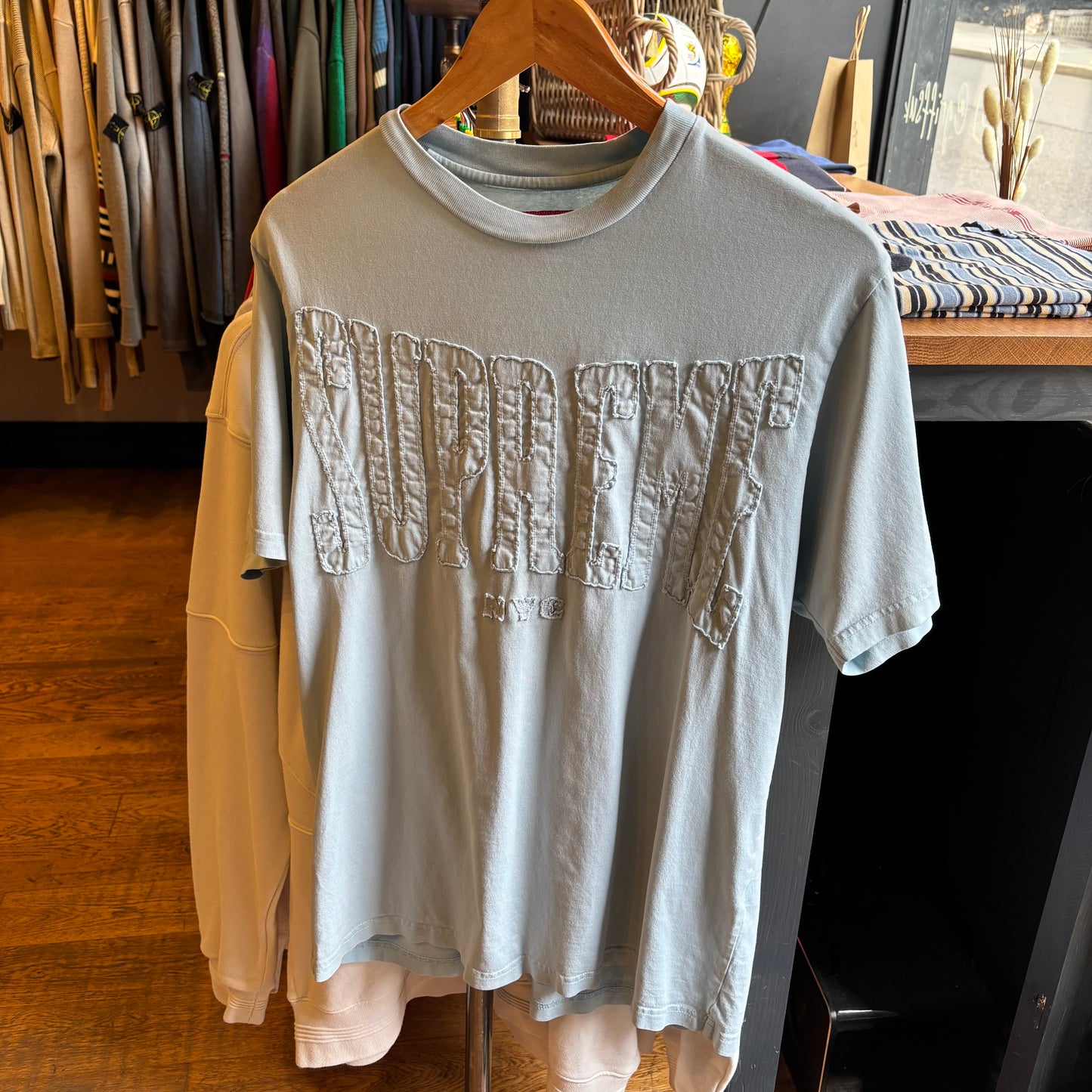 Supreme FW20 Cutout Logo Tip T-Shirt Light Blue (Medium)