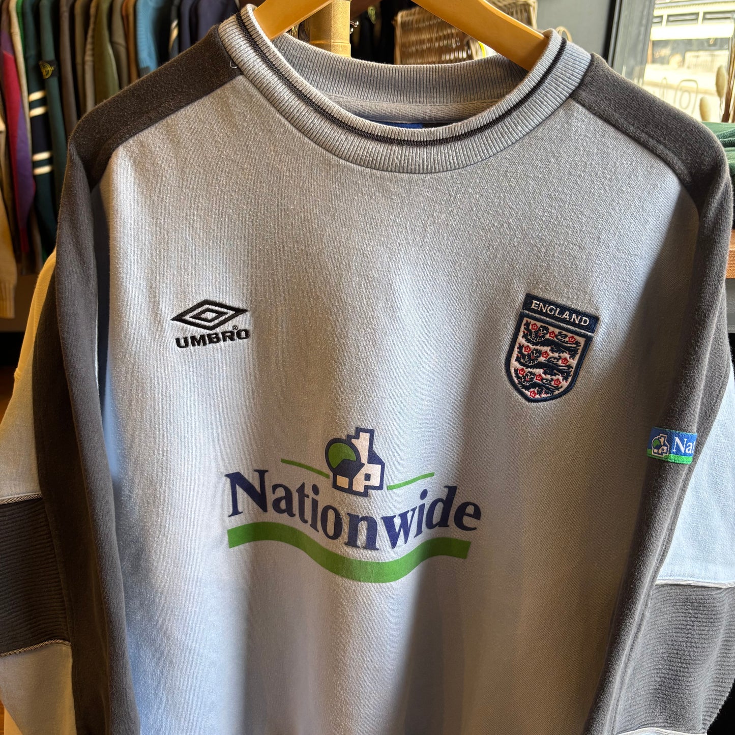 England Umbro 1999/00 Training Sweatshirt Light Blue (Small)