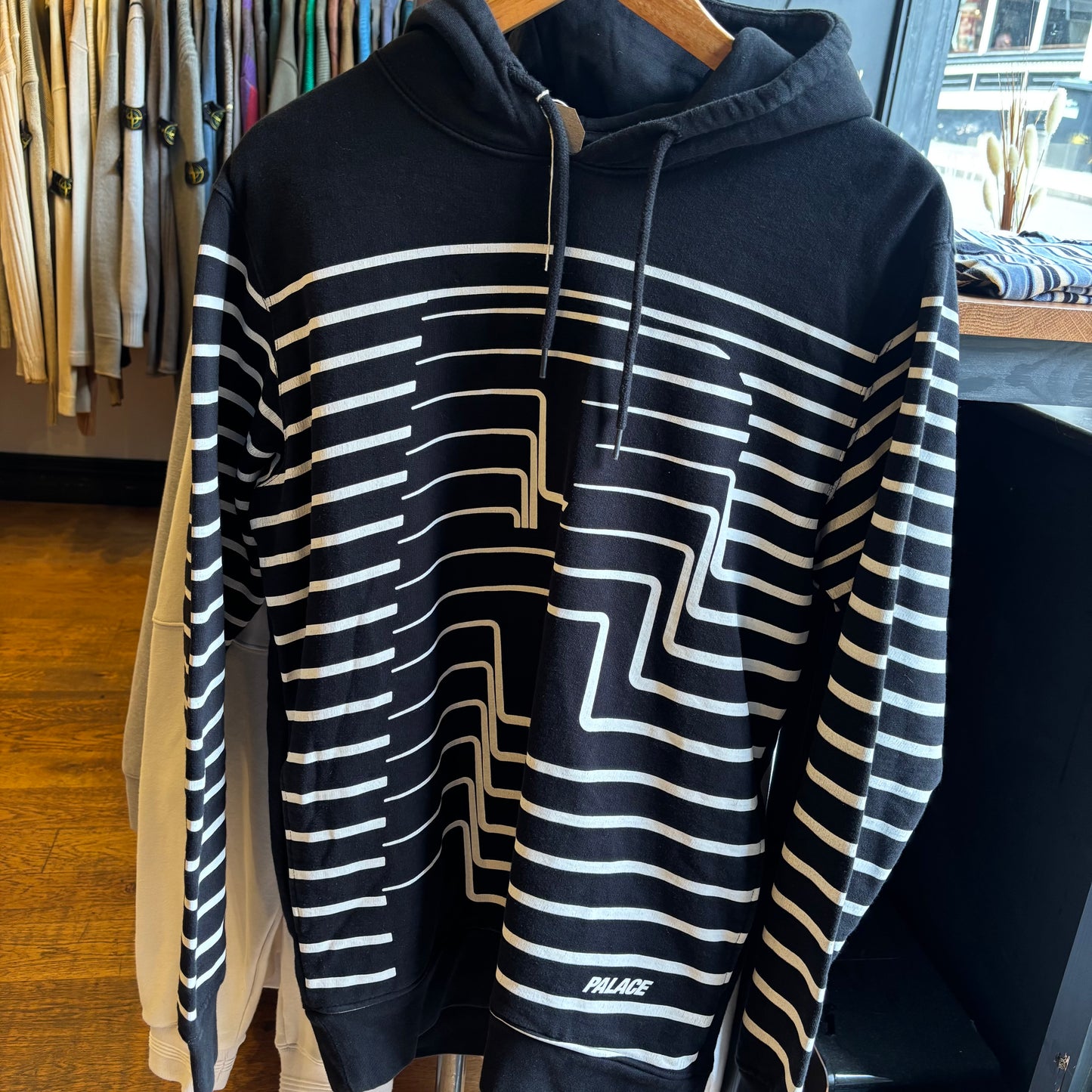 Palace SS16 Striper Hoodie Black (Medium)