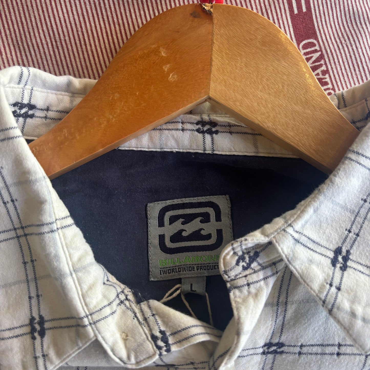 Billabong Plaid Button Up Short Sleeve Shirt White (Large)