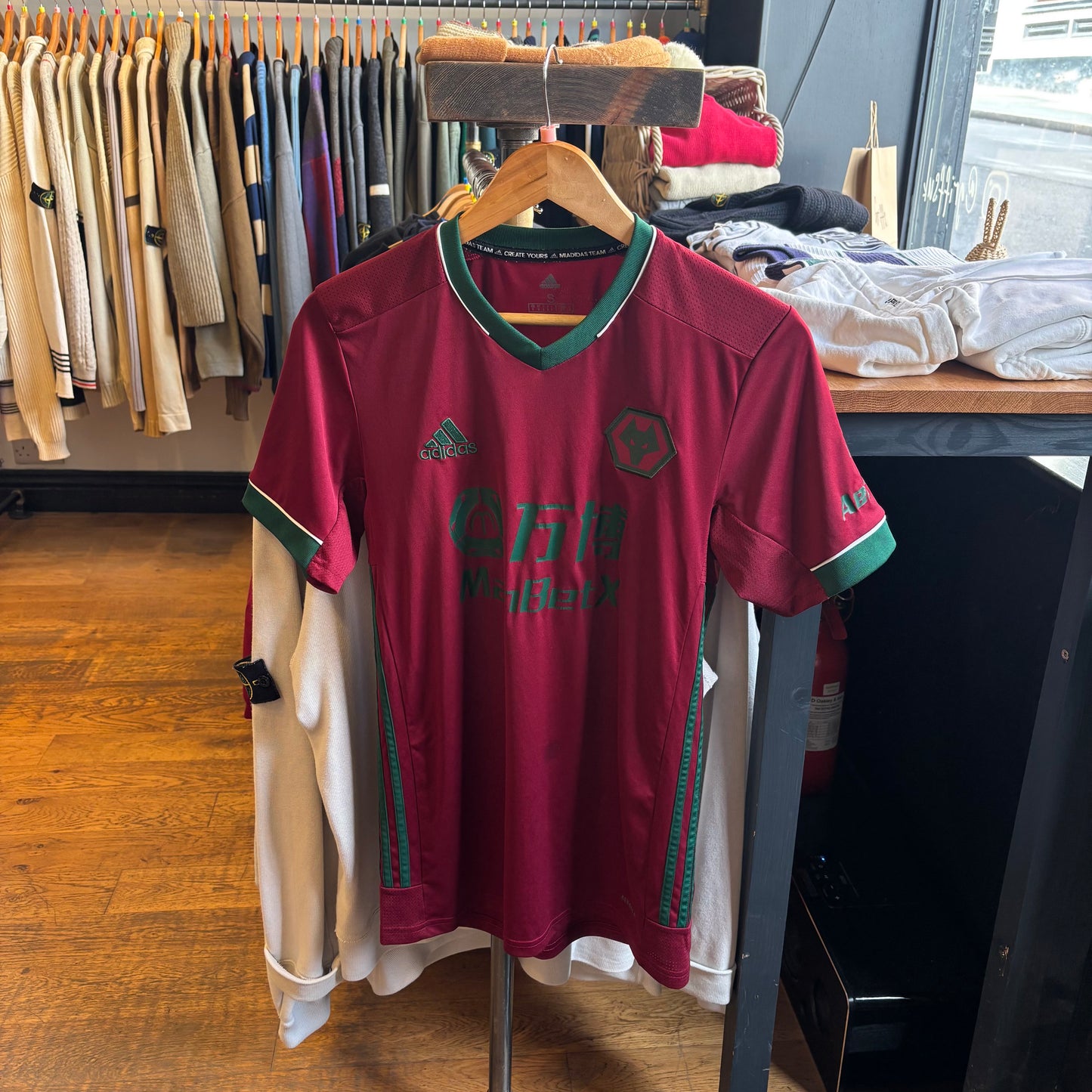 Wolverhampton Wanderers Adidas 2020/21 Third Shirt Red (Small)