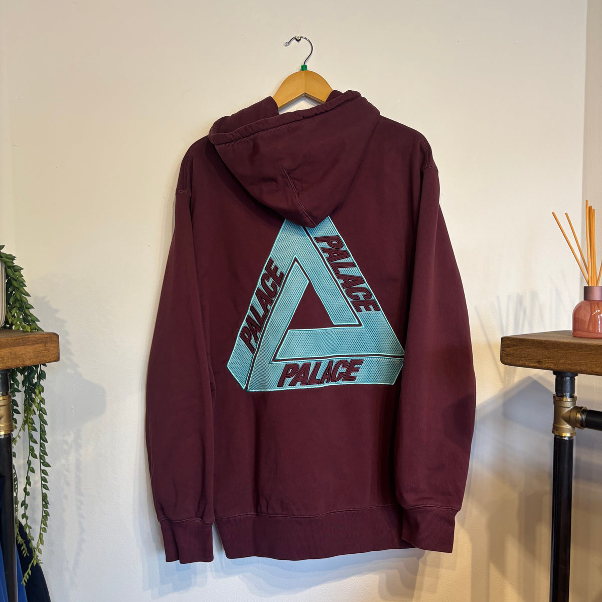 Palace SS22 Tri Mesh Hoodie Port Burgundy (XL)