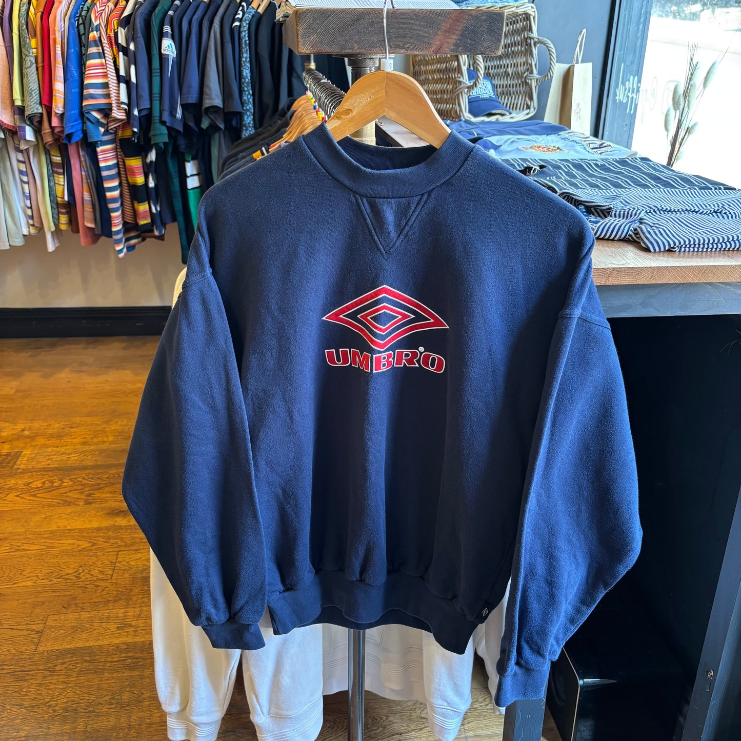 Umbro Spellout Oversized Sweatshirt Navy (XS)