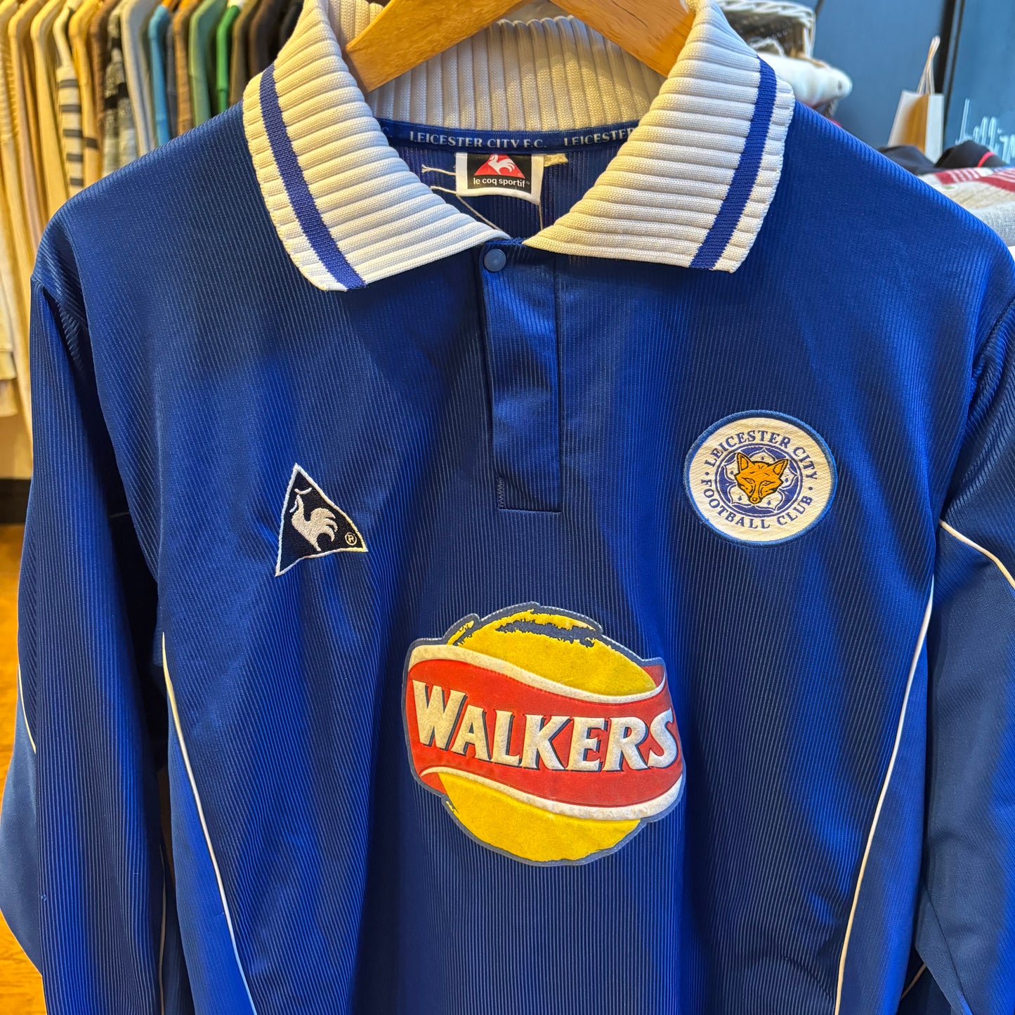 Leicester City 2000/01 Walkers Longsleeve Shirt Blue (Large)