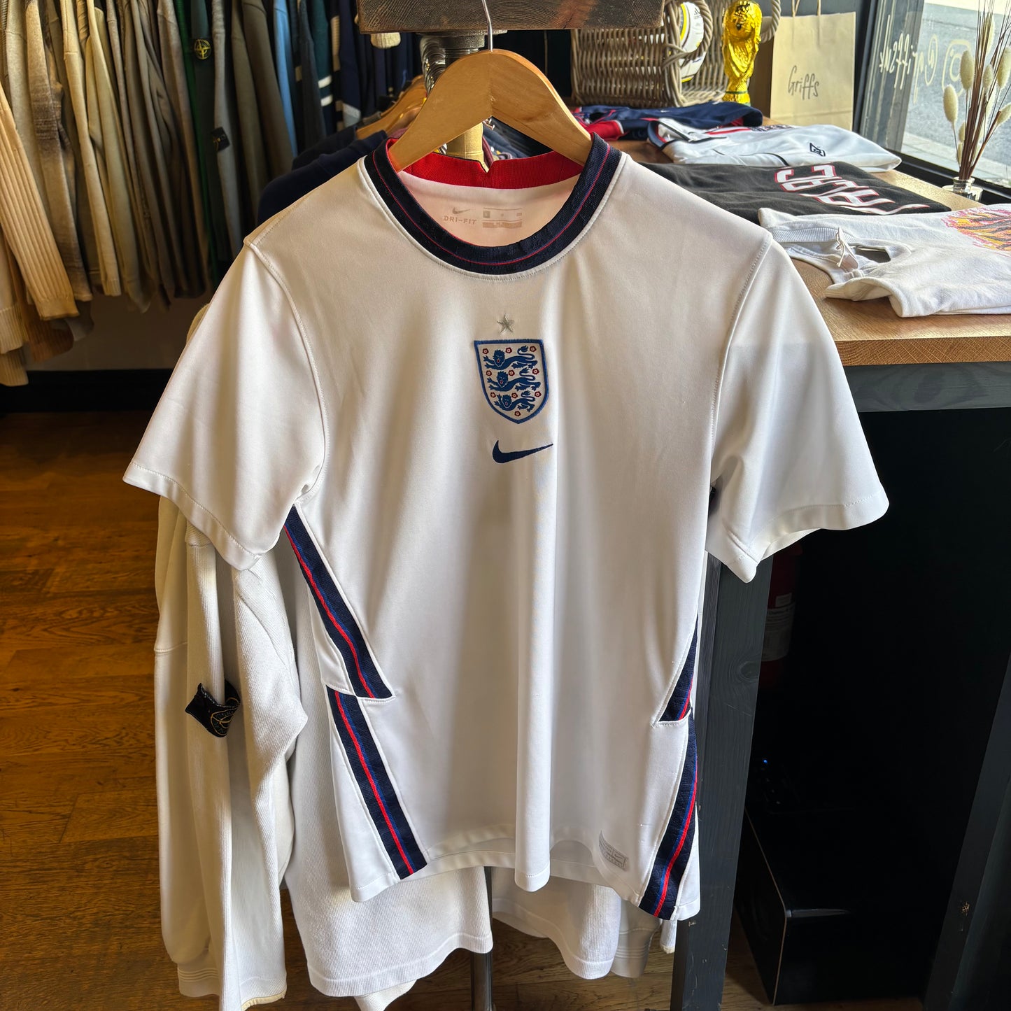 England Nike 2020/22 Home Shirt White (Small)